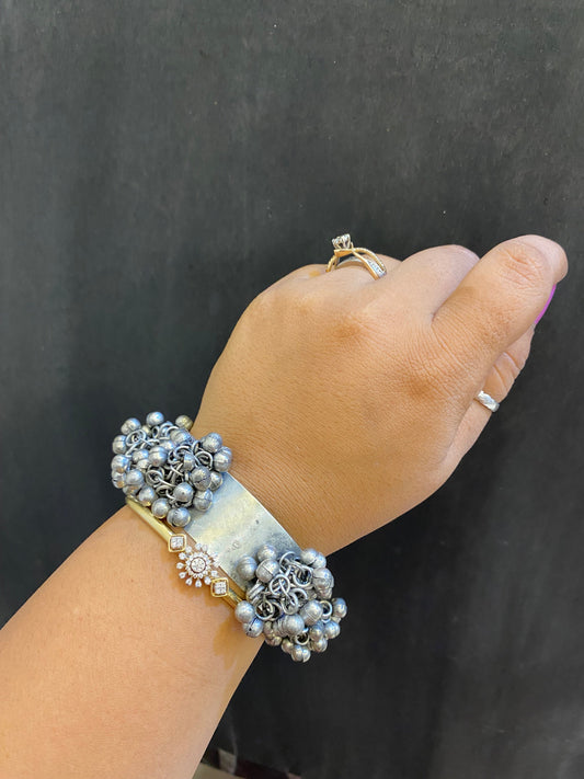 GHUNGHROO KADA Gehnacollections