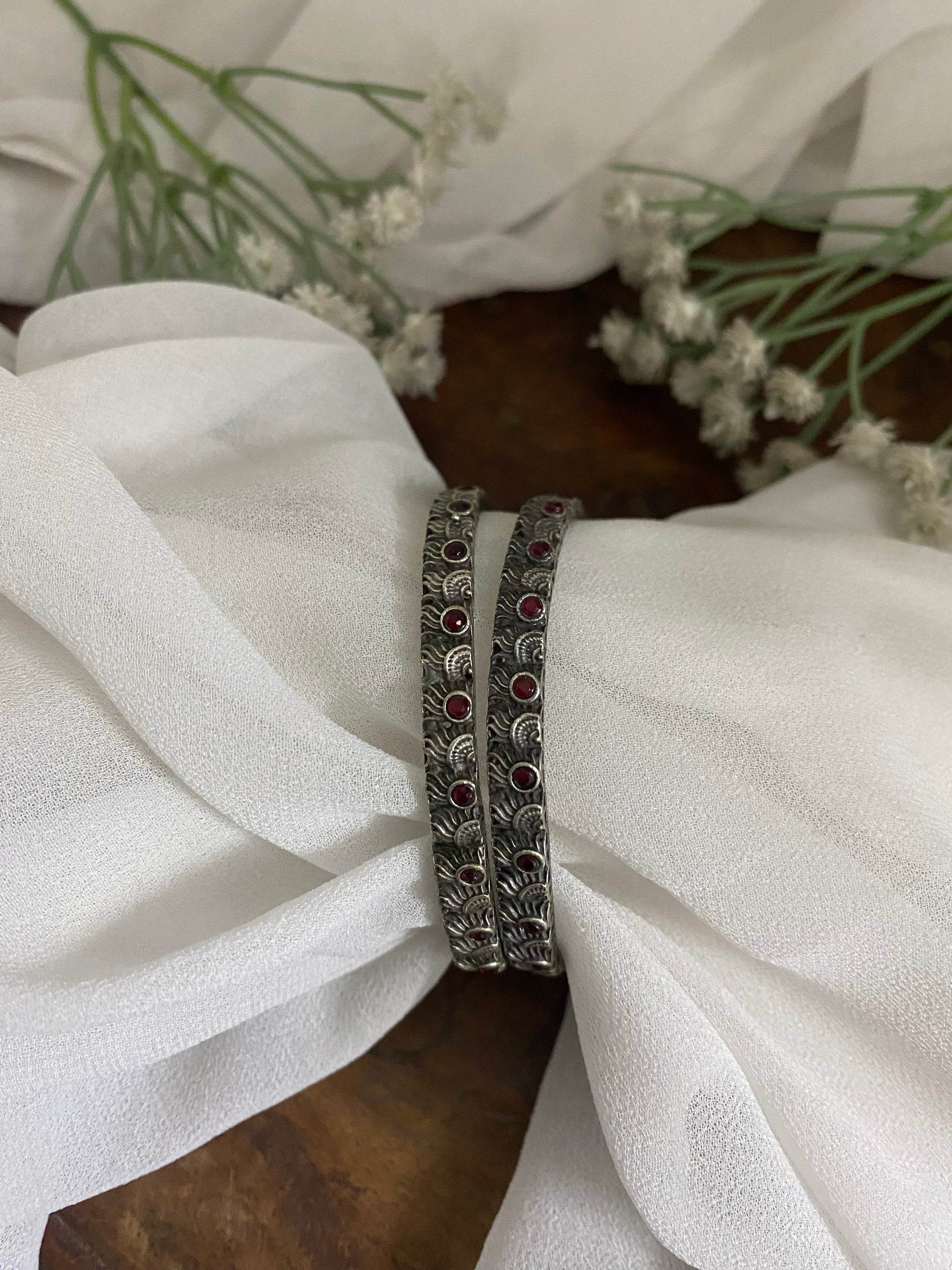 BANGLES Gehnacollections