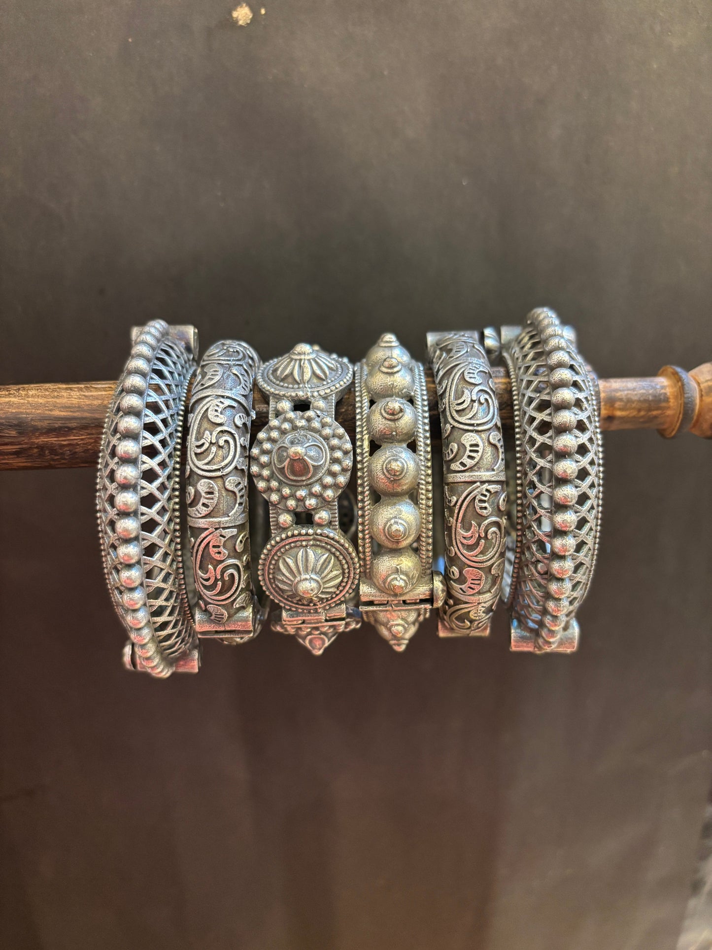 Savika. kada Gehnacollections