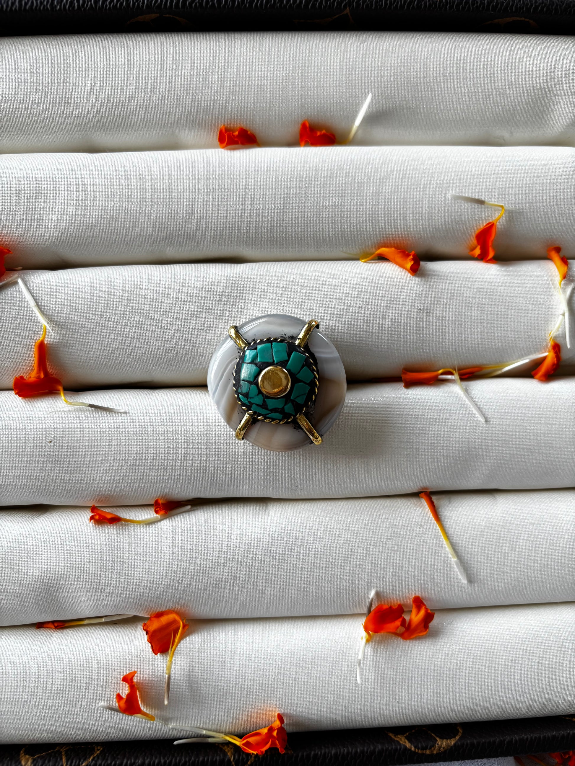 Tibetan Ring Gehnacollections