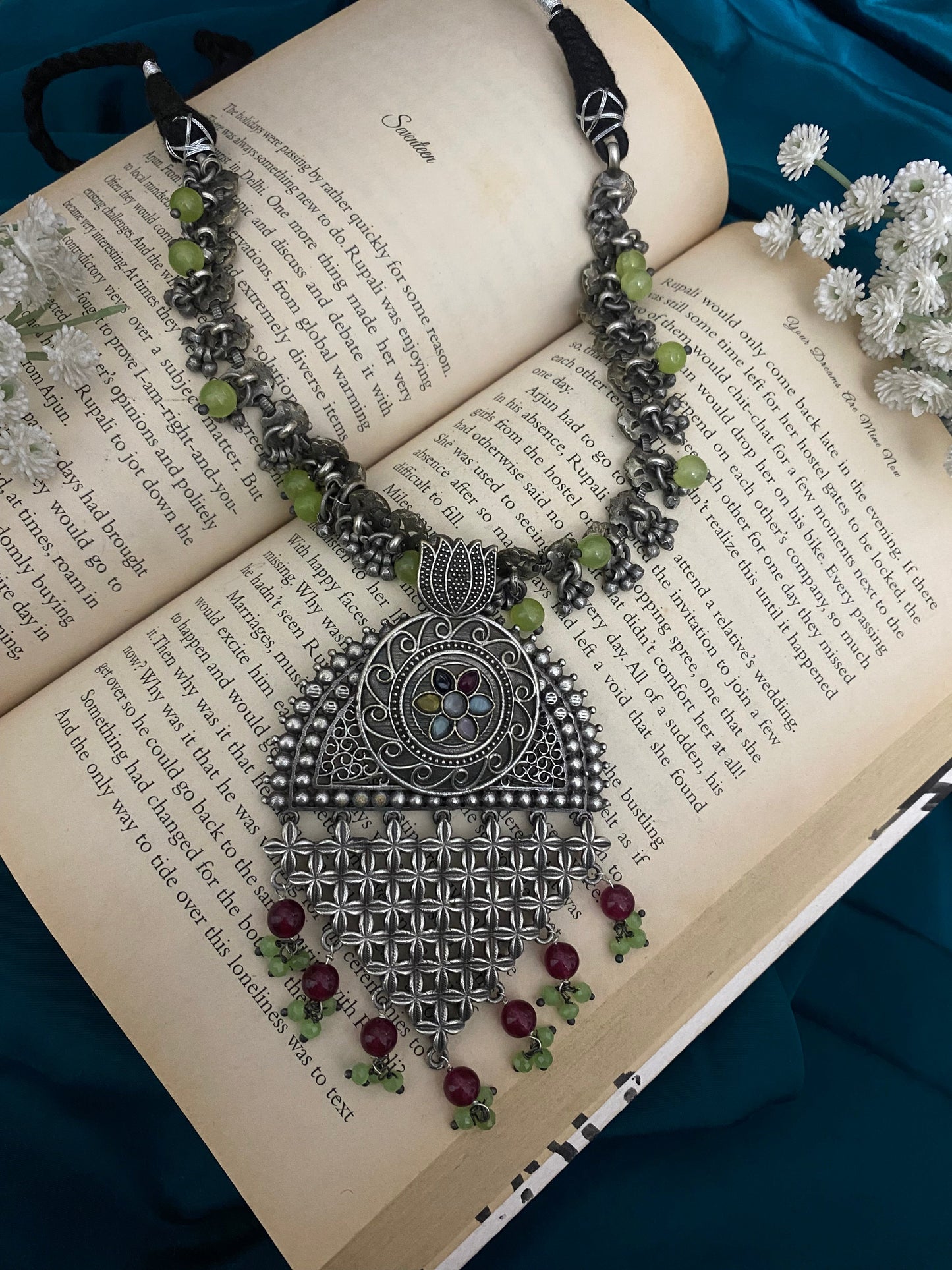 LOTUS NECKLACE Gehnacollections