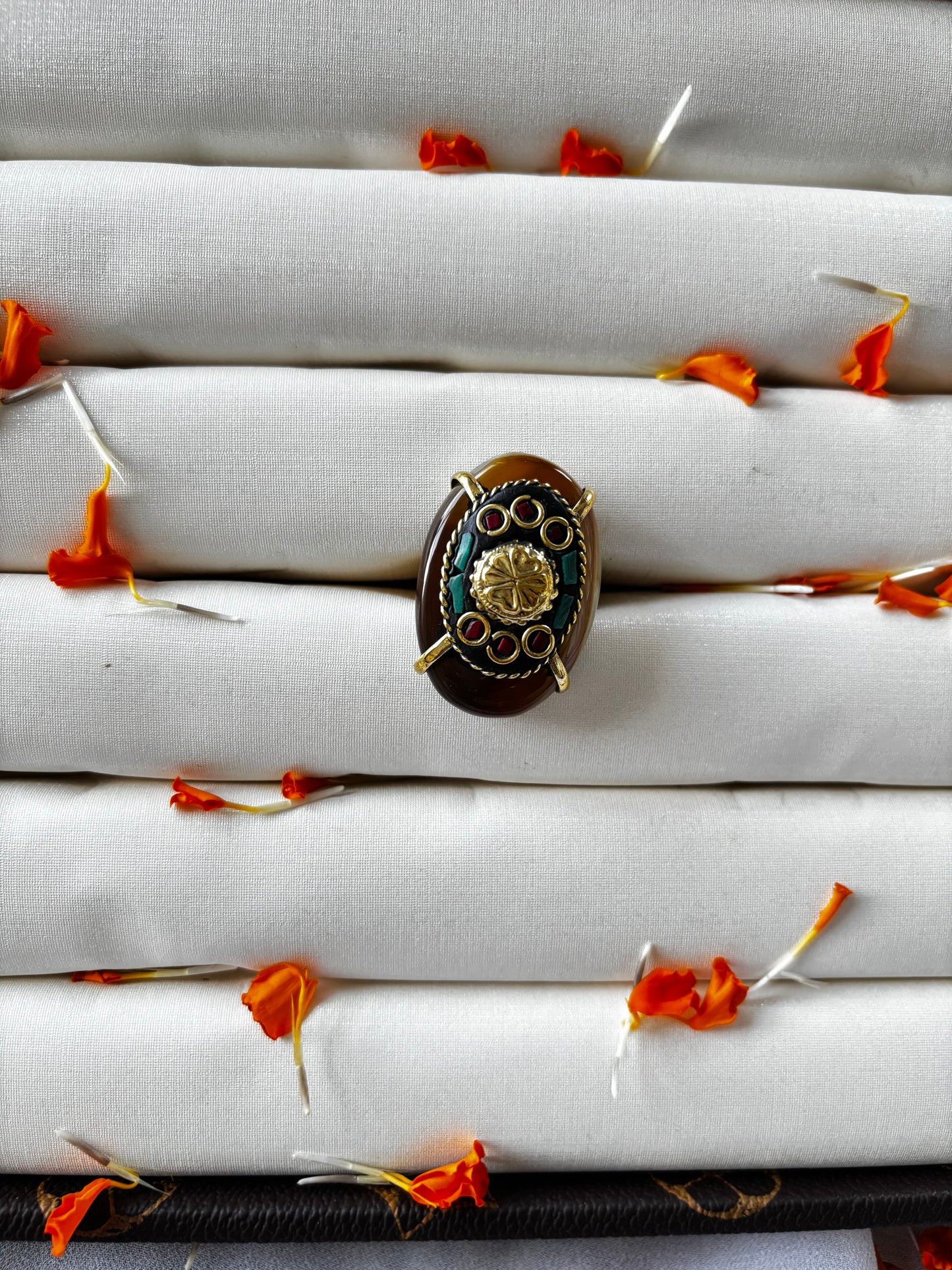Tibetan Ring Gehnacollections