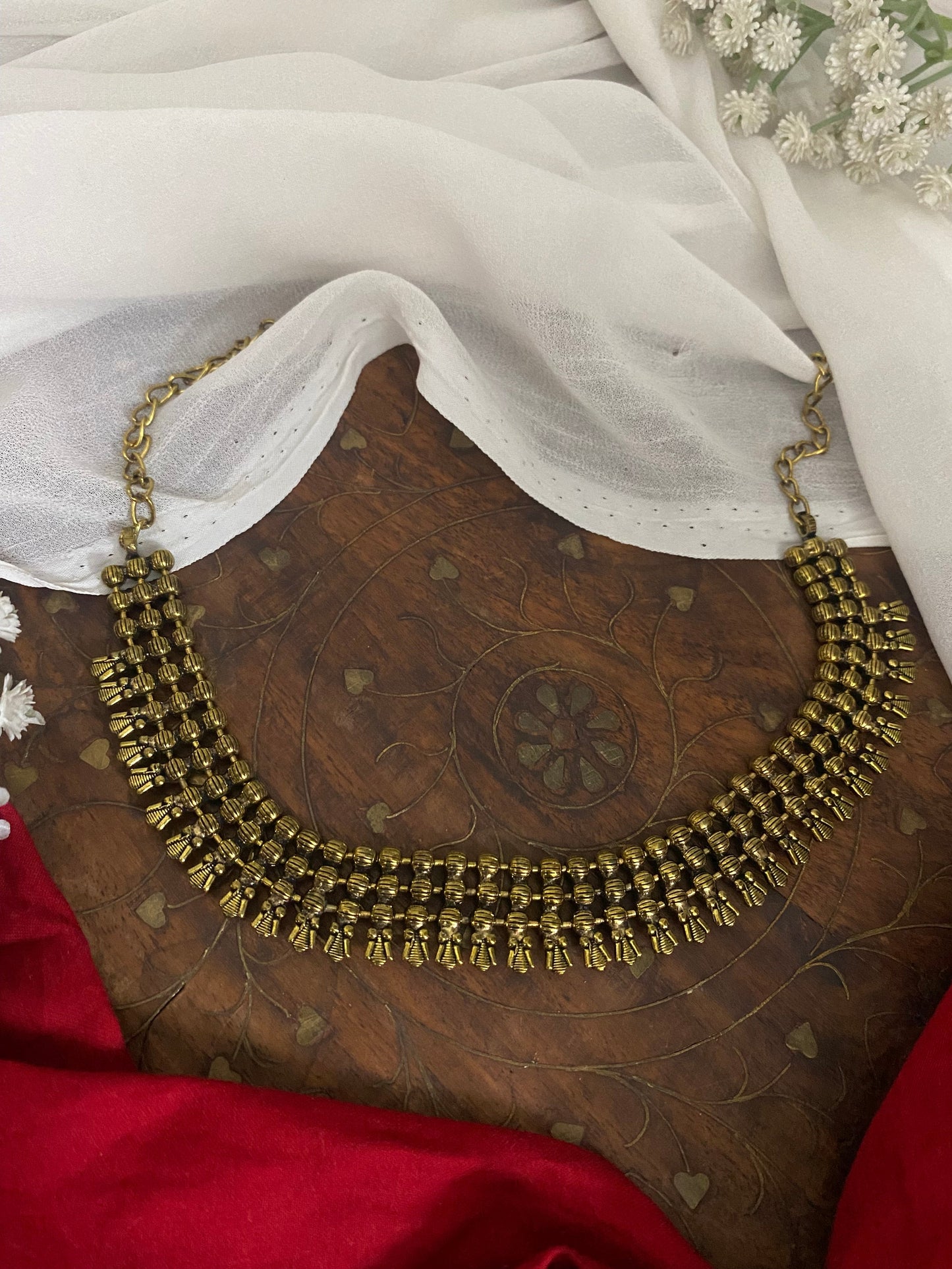 NILOFHER CHOKER Gehnacollections