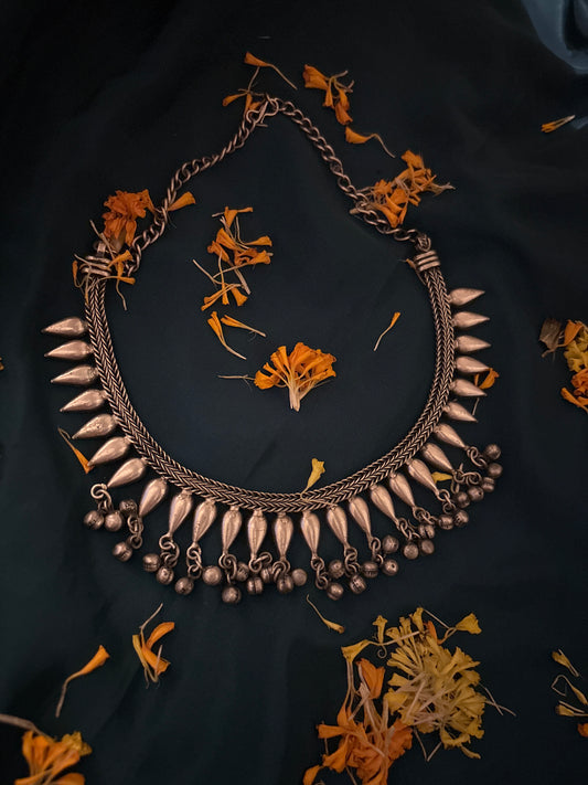 MIHIRA CHOKER Gehnacollections