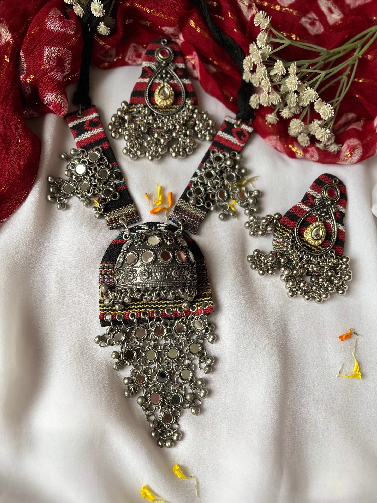 FABRIC NECKLACE SET Gehnacollections