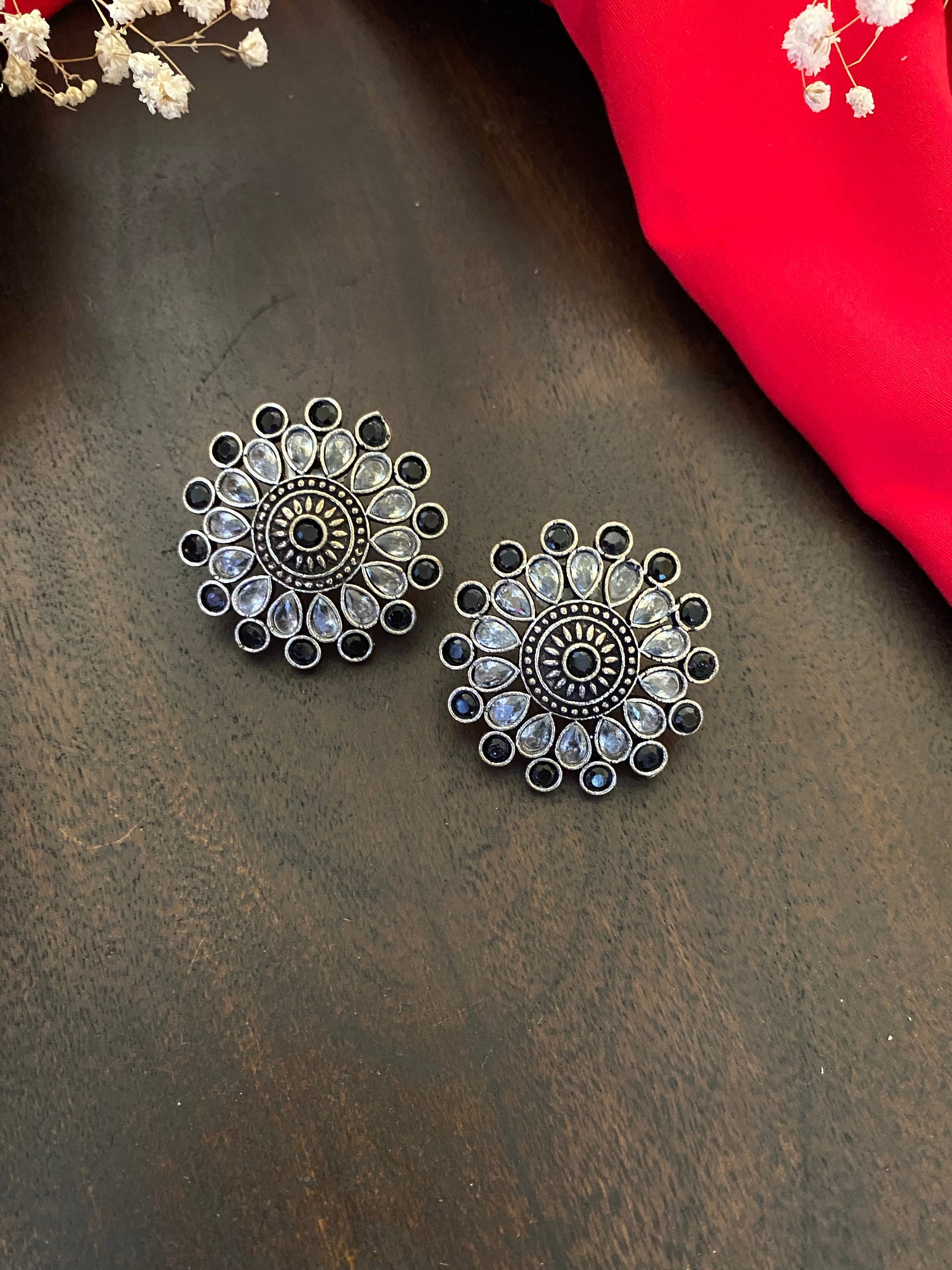 SHIPRA STONE STUDS Gehnacollections