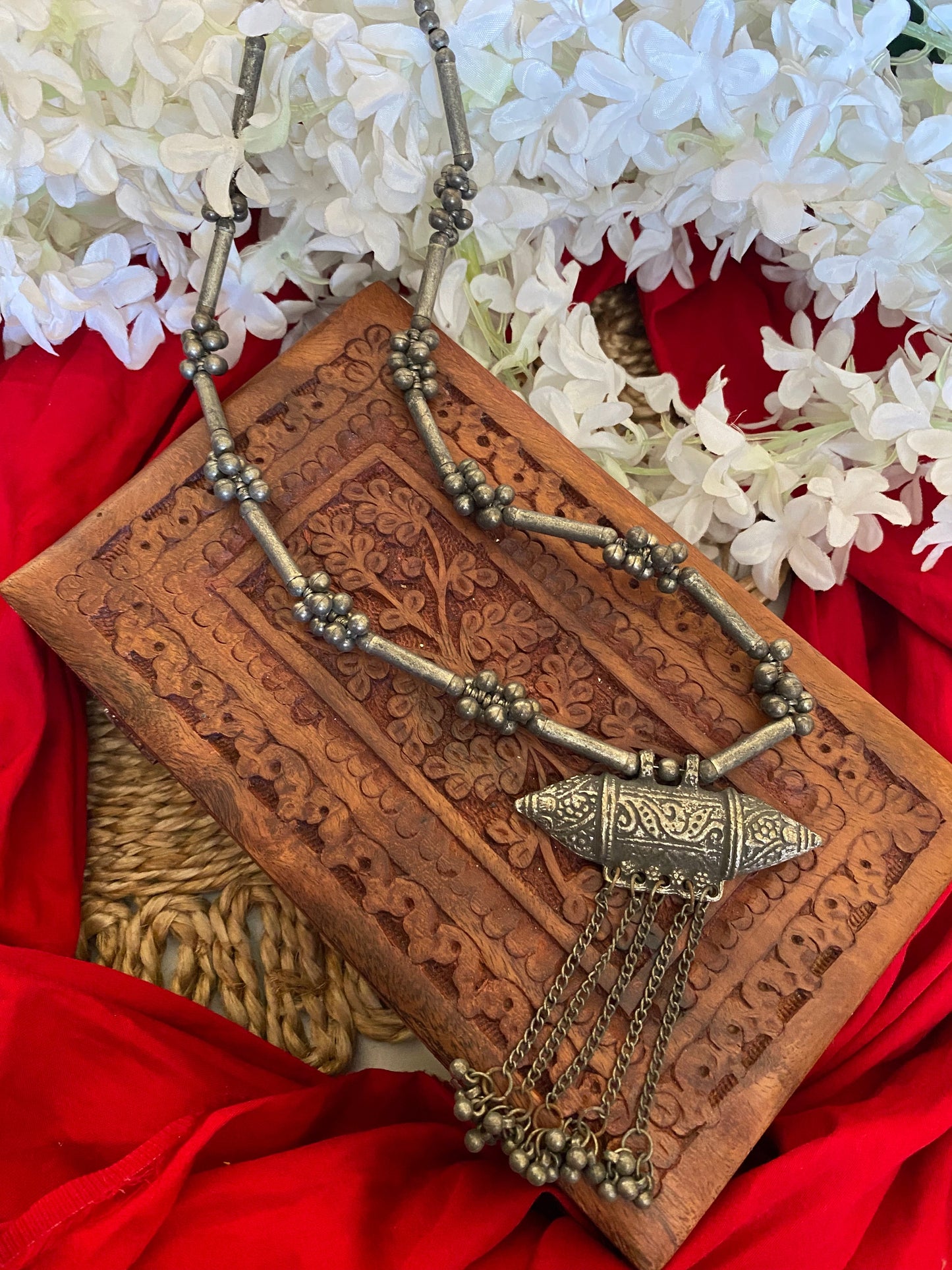 TABEEZ BLACK POLISH NECKLACE Gehnacollections