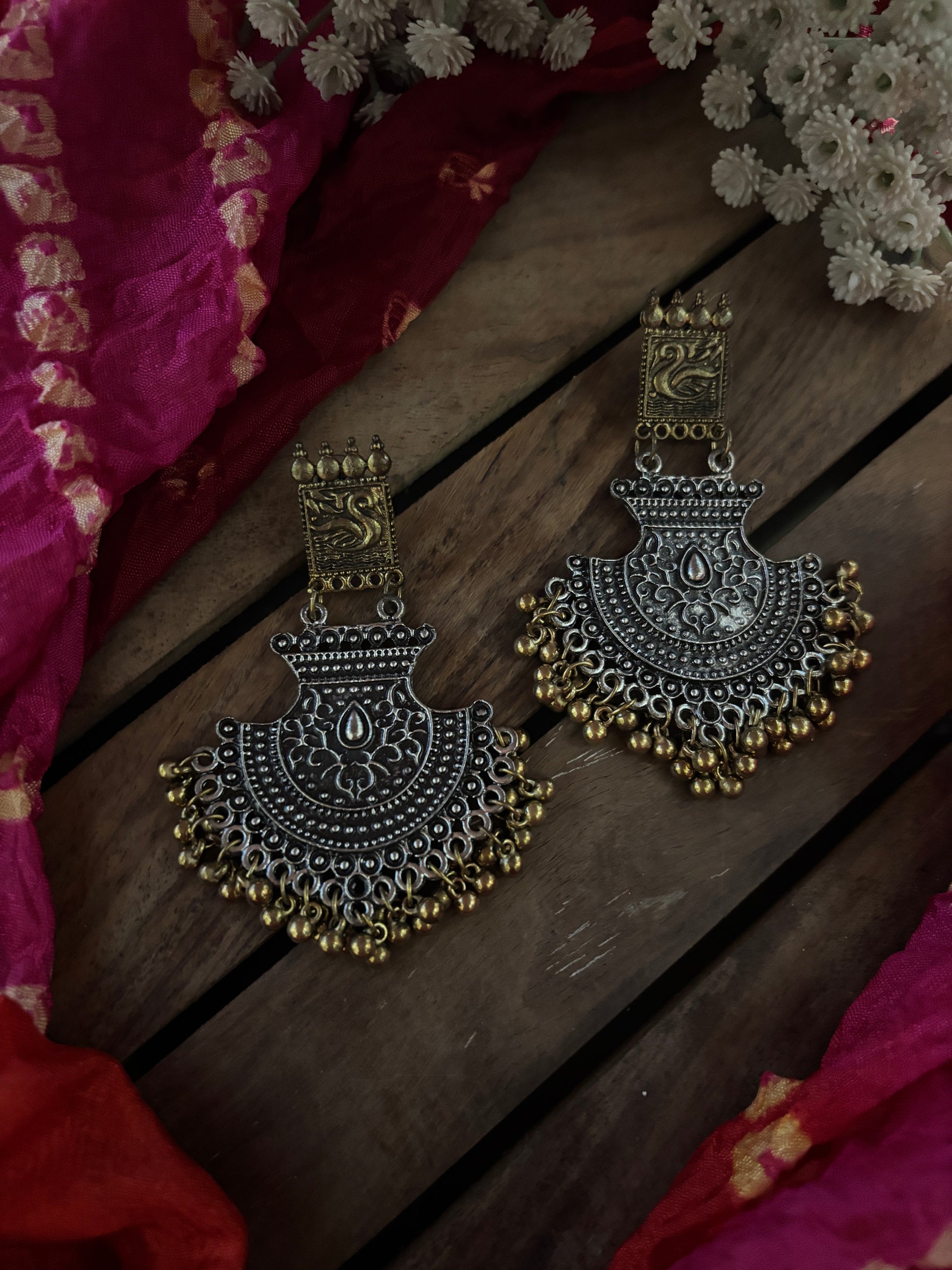 Nibedita dual tone chandbali Gehnacollections