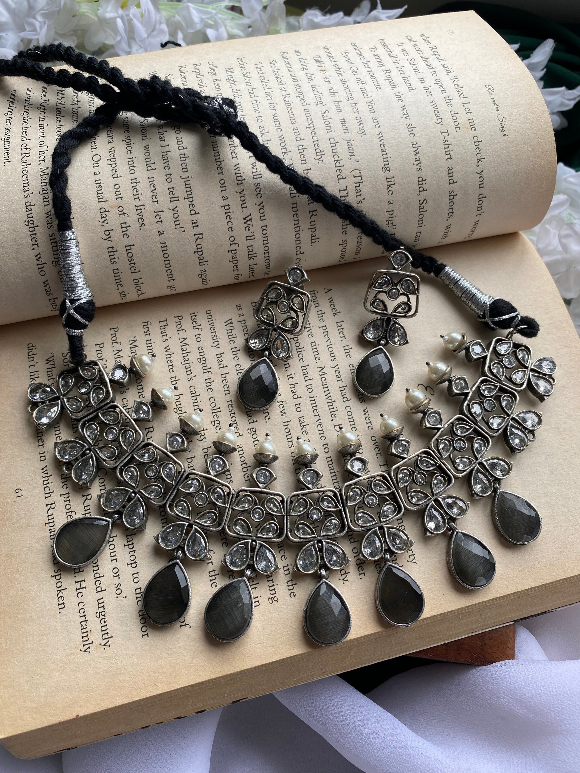 SAMAIRA CHOKER SET Gehnacollections