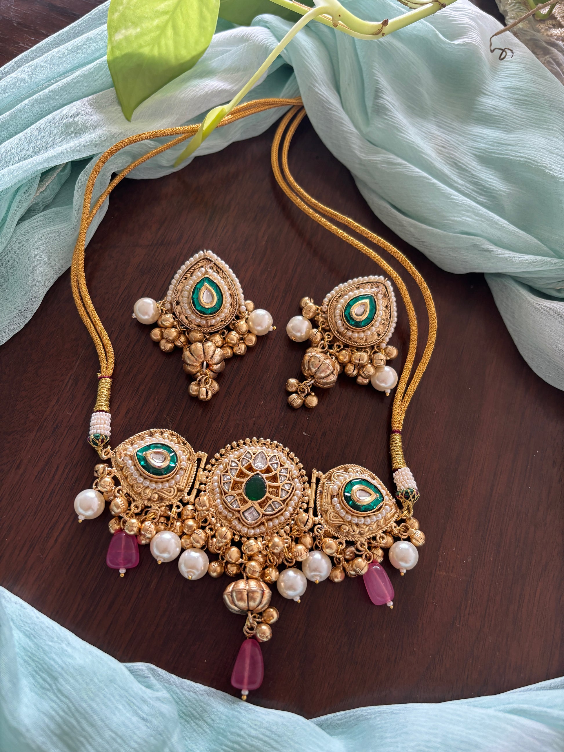 Saira choker Set Gehnacollections