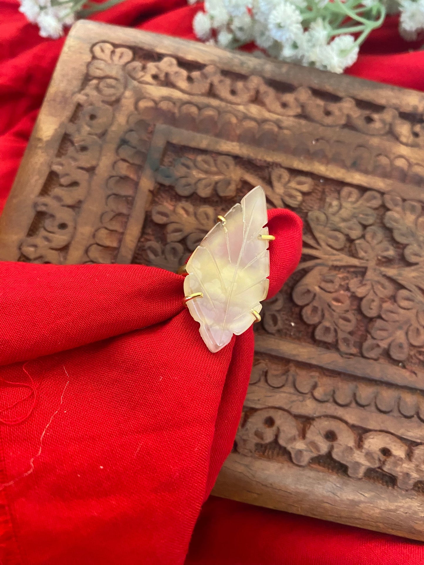 CARVING STONE RING Gehnacollections