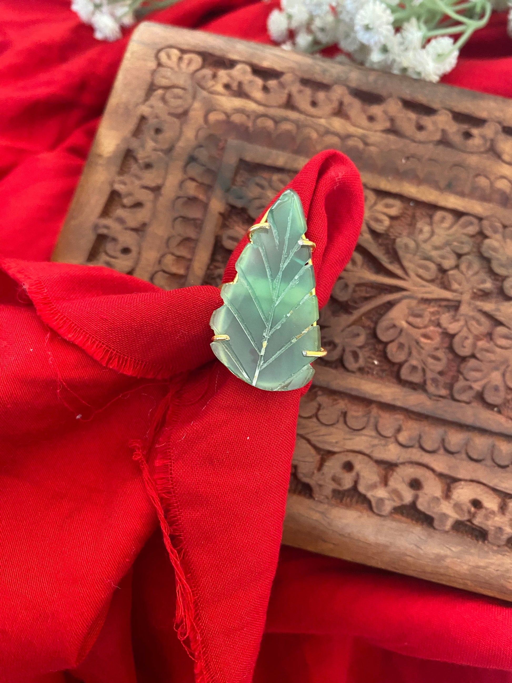 CARVING STONE RING Gehnacollections