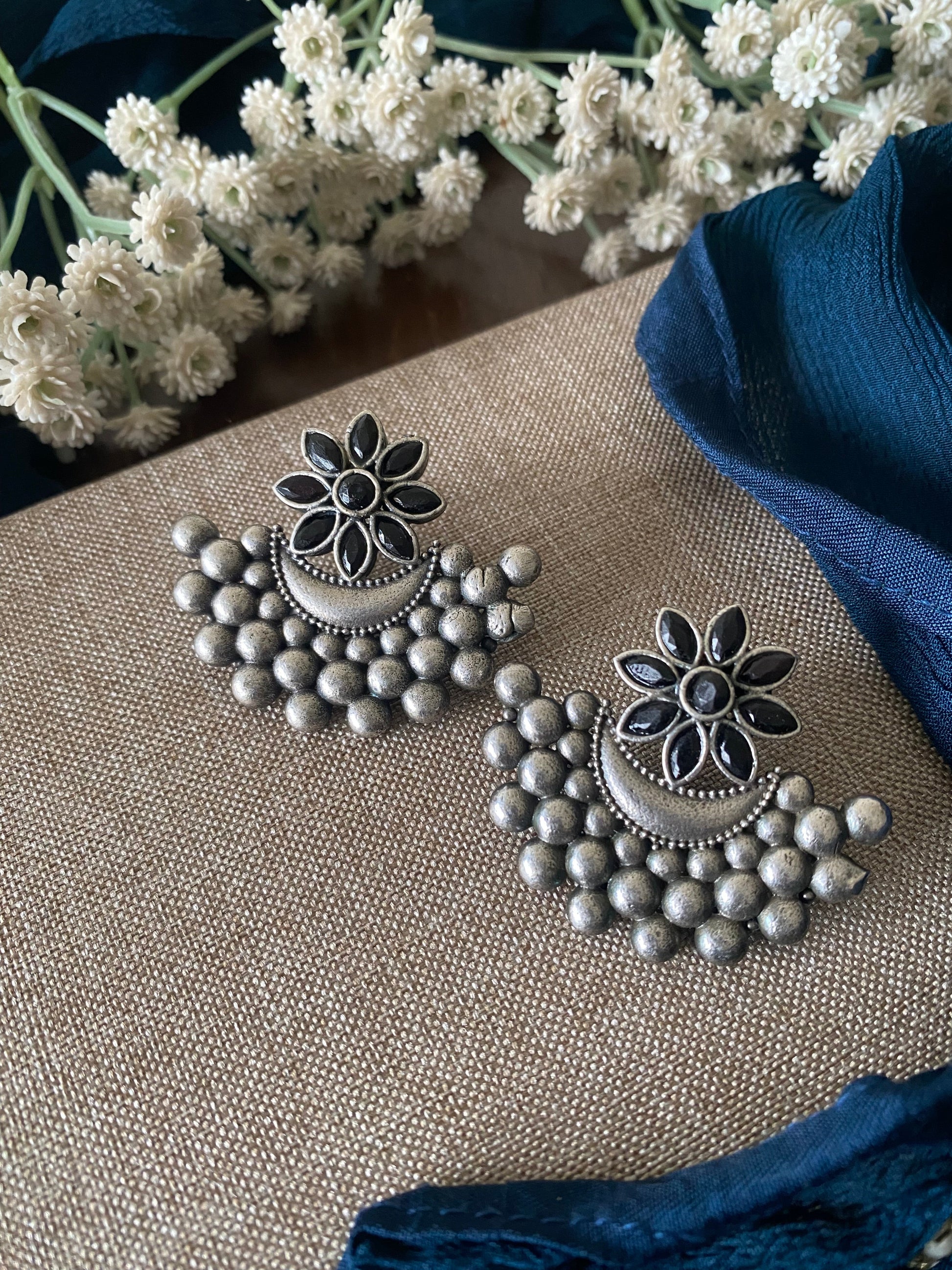 FLOWER STUDS Gehnacollections
