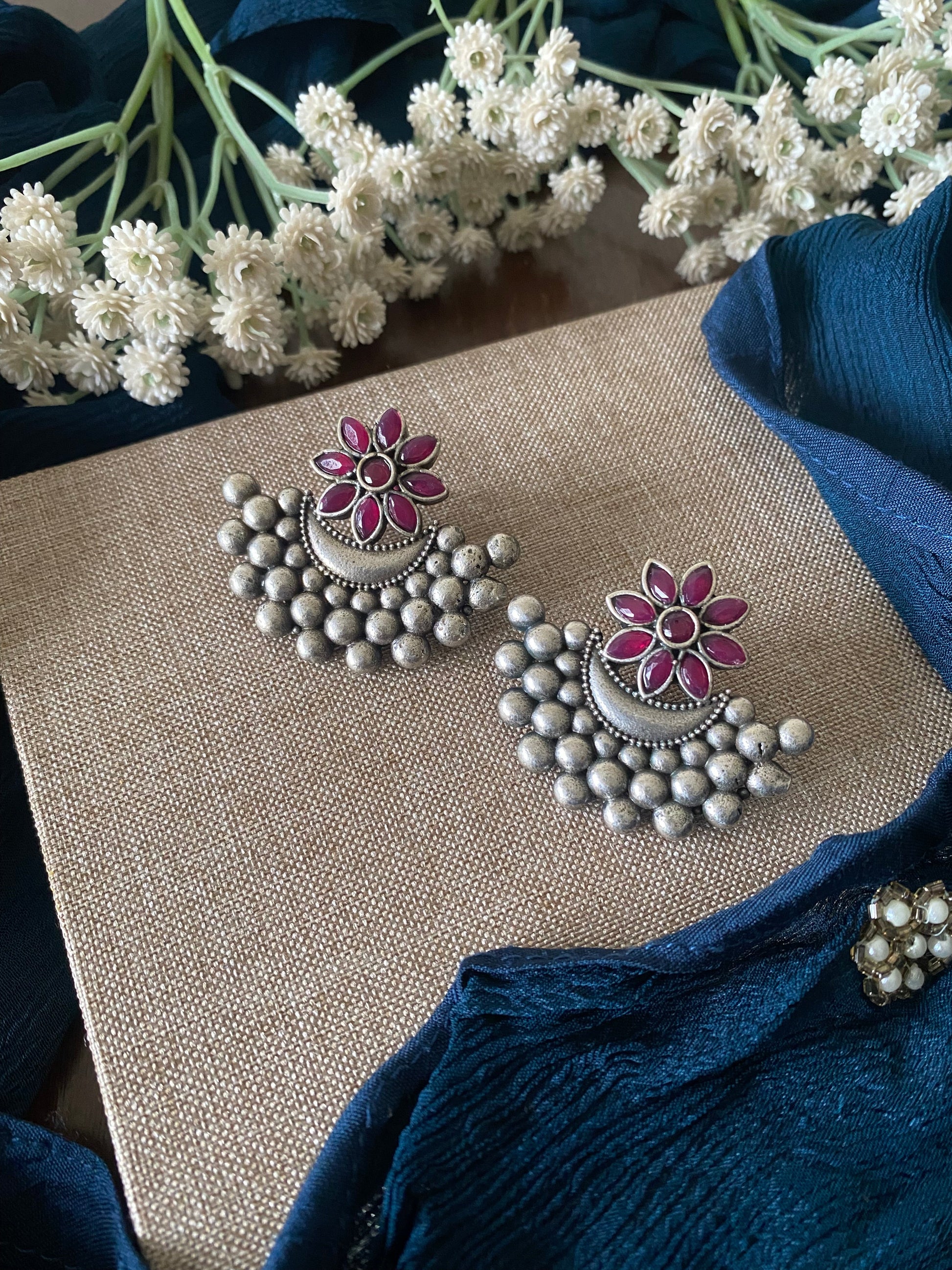 FLOWER STUDS Gehnacollections