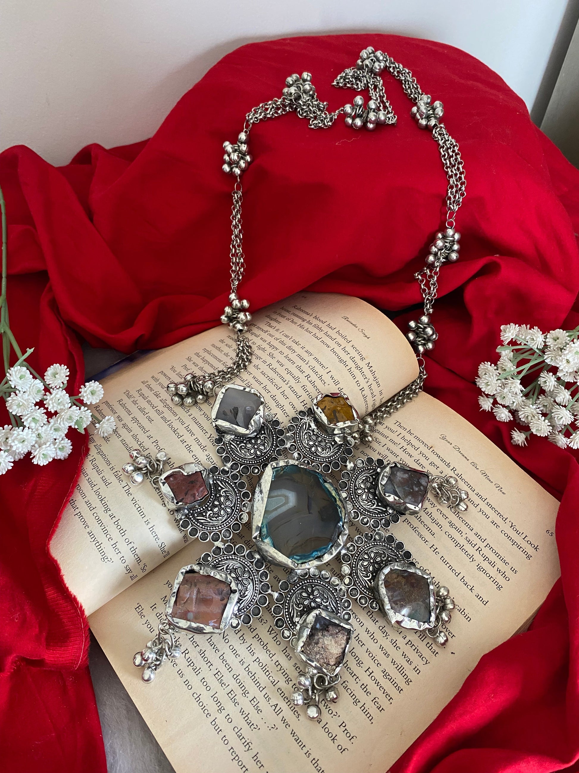 UNFINISHED STONE NECKLACE SET Gehnacollections