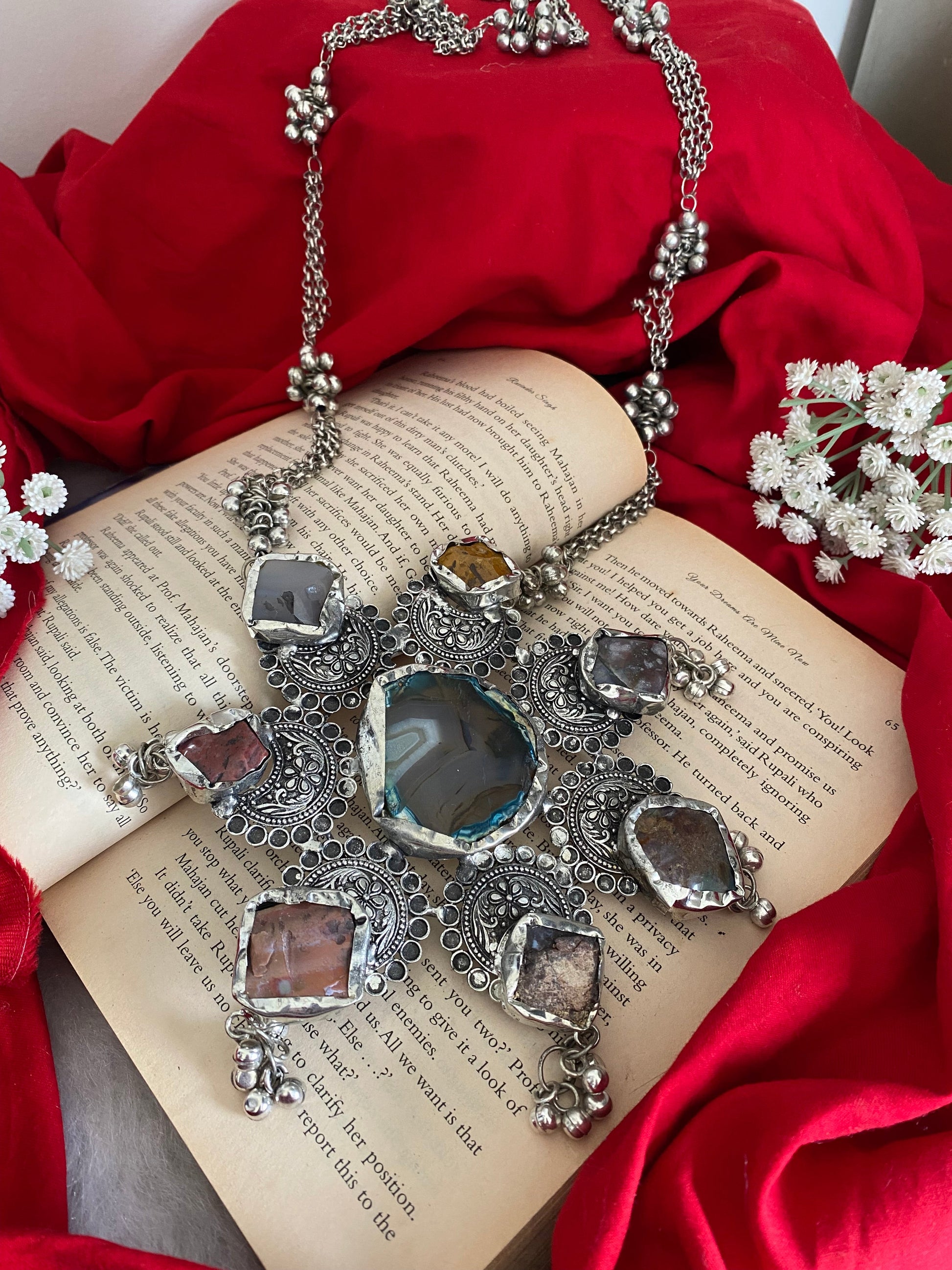 UNFINISHED STONE NECKLACE SET Gehnacollections