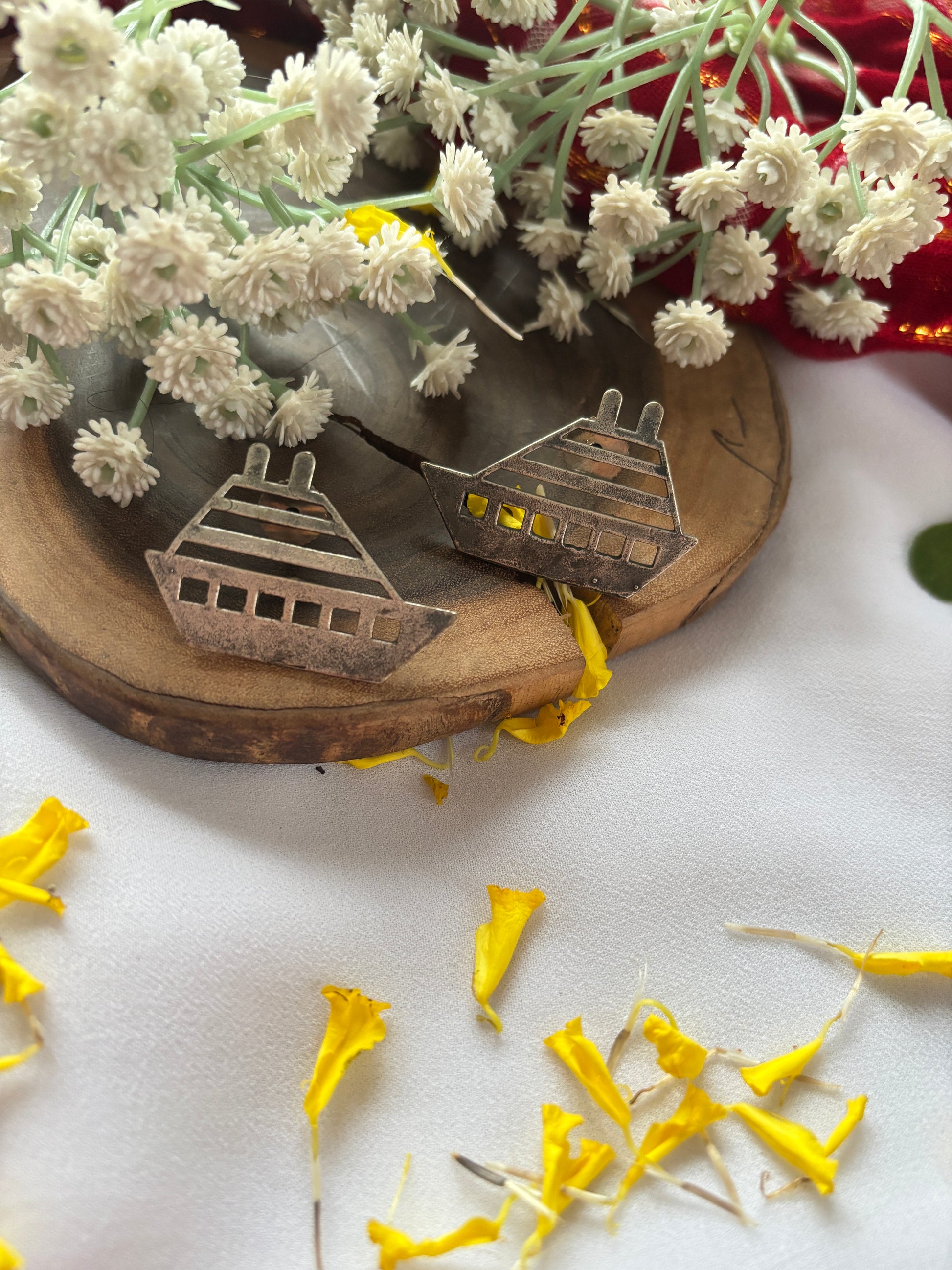 Ship studs Gehnacollections