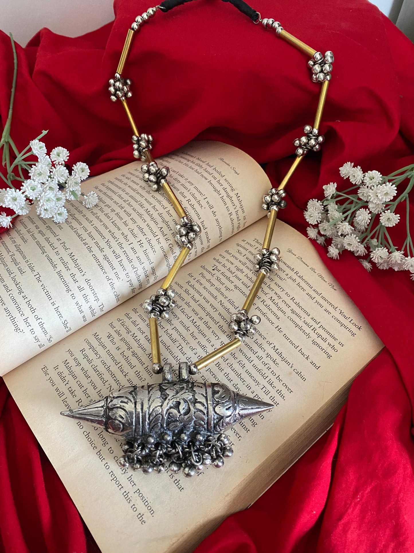 TABEEZ DUAL TONE NECKLACE Gehnacollections