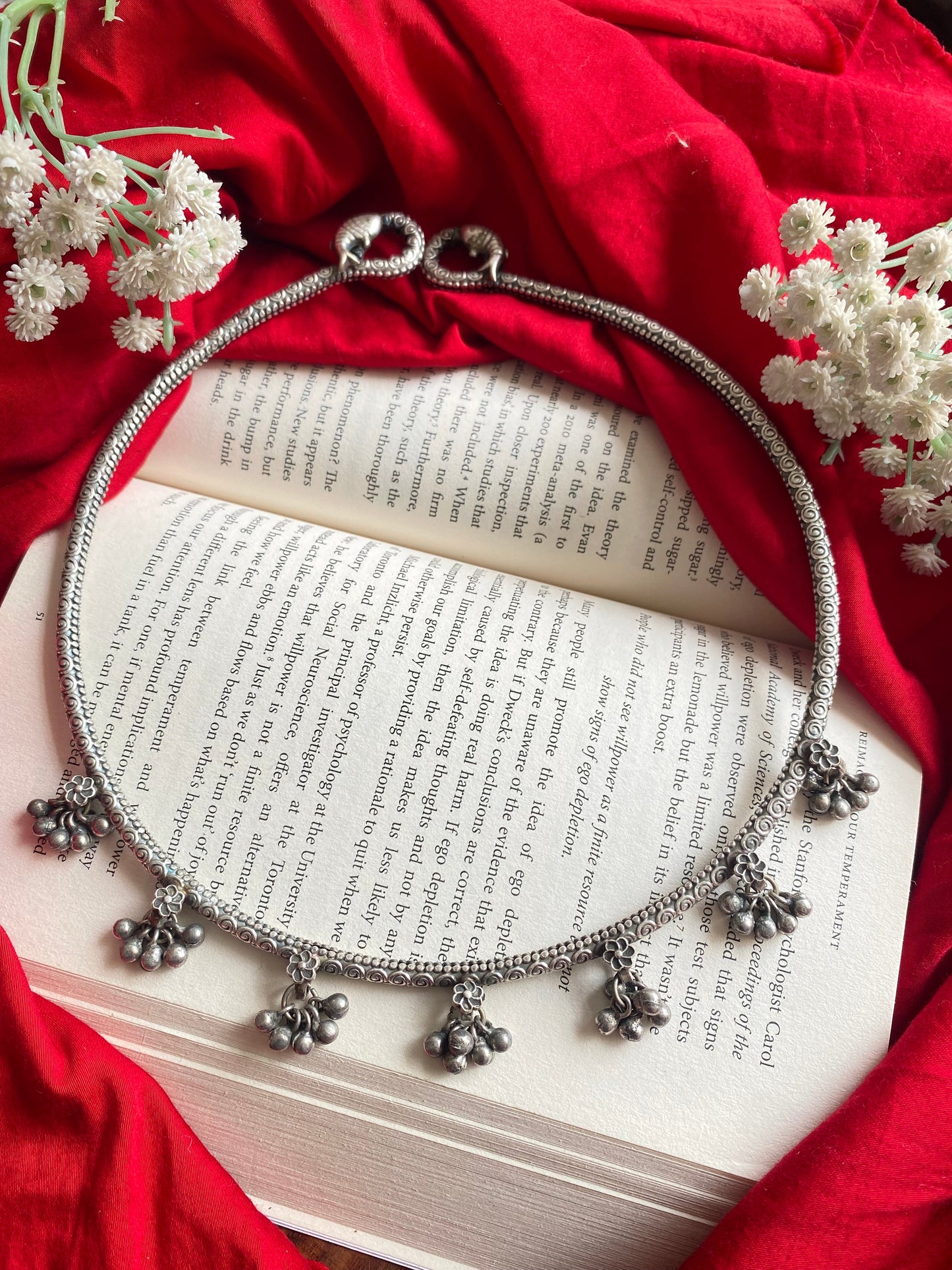 VAISHNAVI GHUNGHROO HASLI Gehnacollections