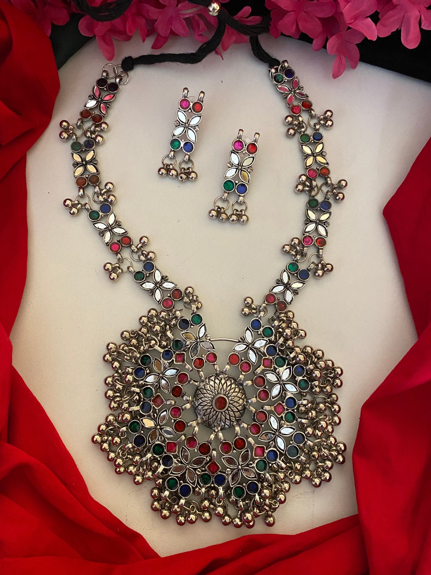 NAZIYA LONG NECKLACE SET Gehnacollections