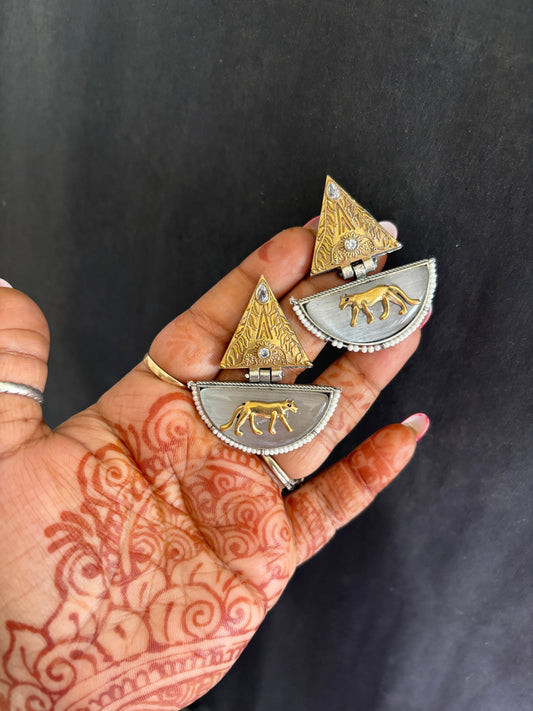 SABYASACHI DUAL TONE STUDS Gehnacollections