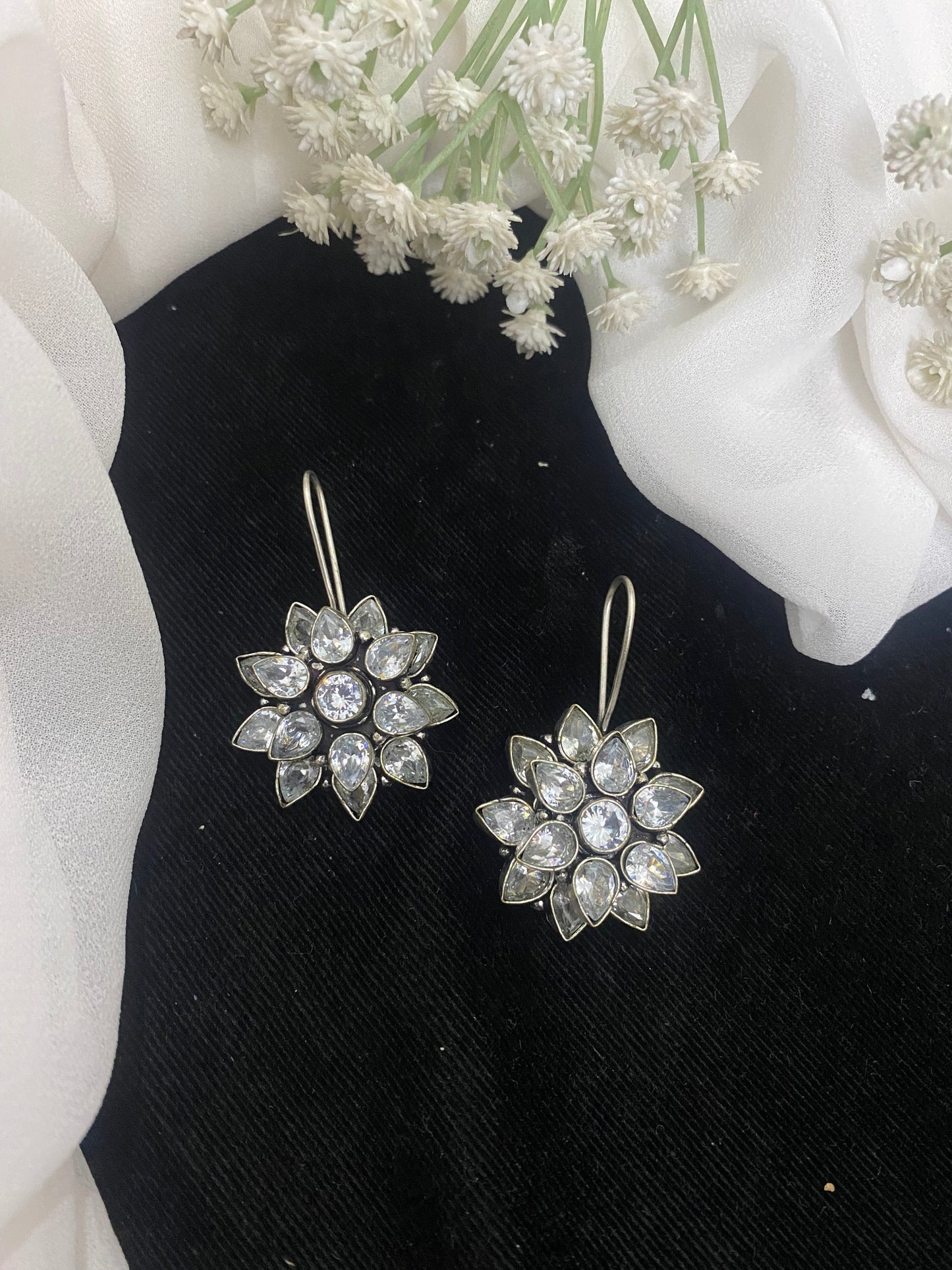 KSHITIJA EARRINGS Gehnacollections