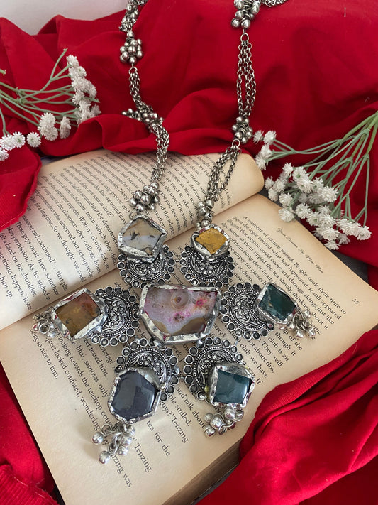 UNFINISHED STONE NECKLACE Gehnacollections