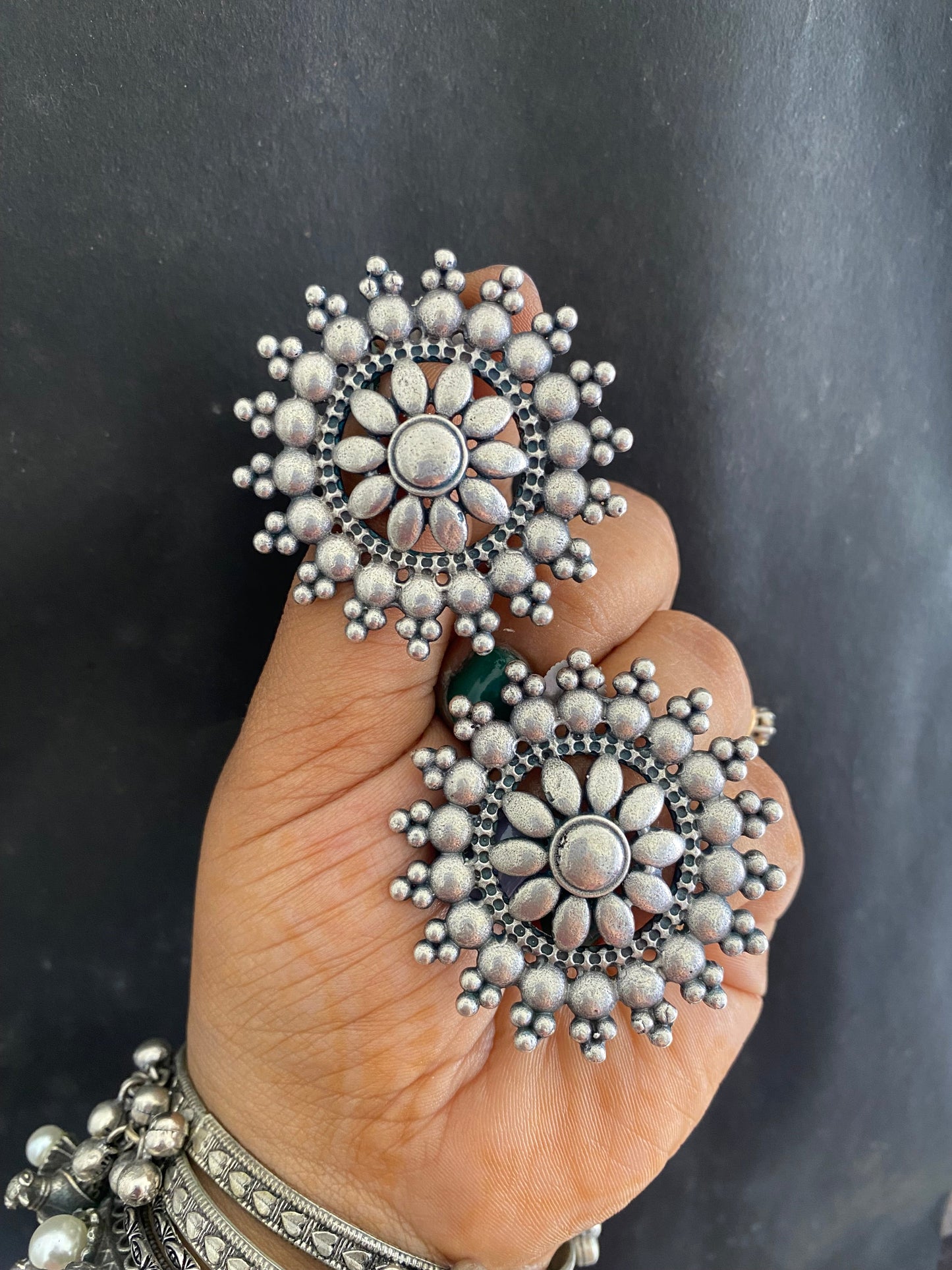 SANIA STUDS Gehnacollections