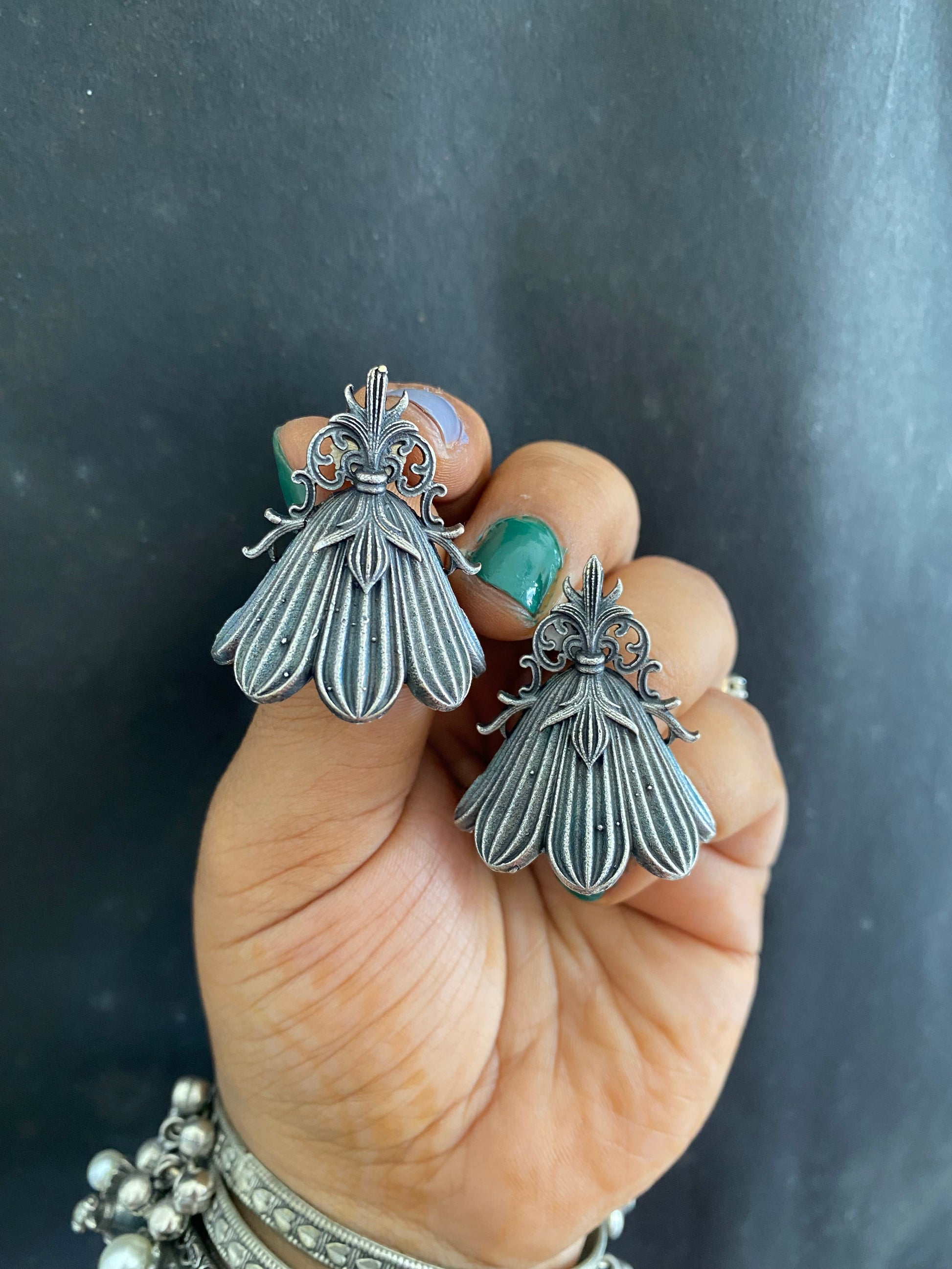 LOTUS STUDS Gehnacollections