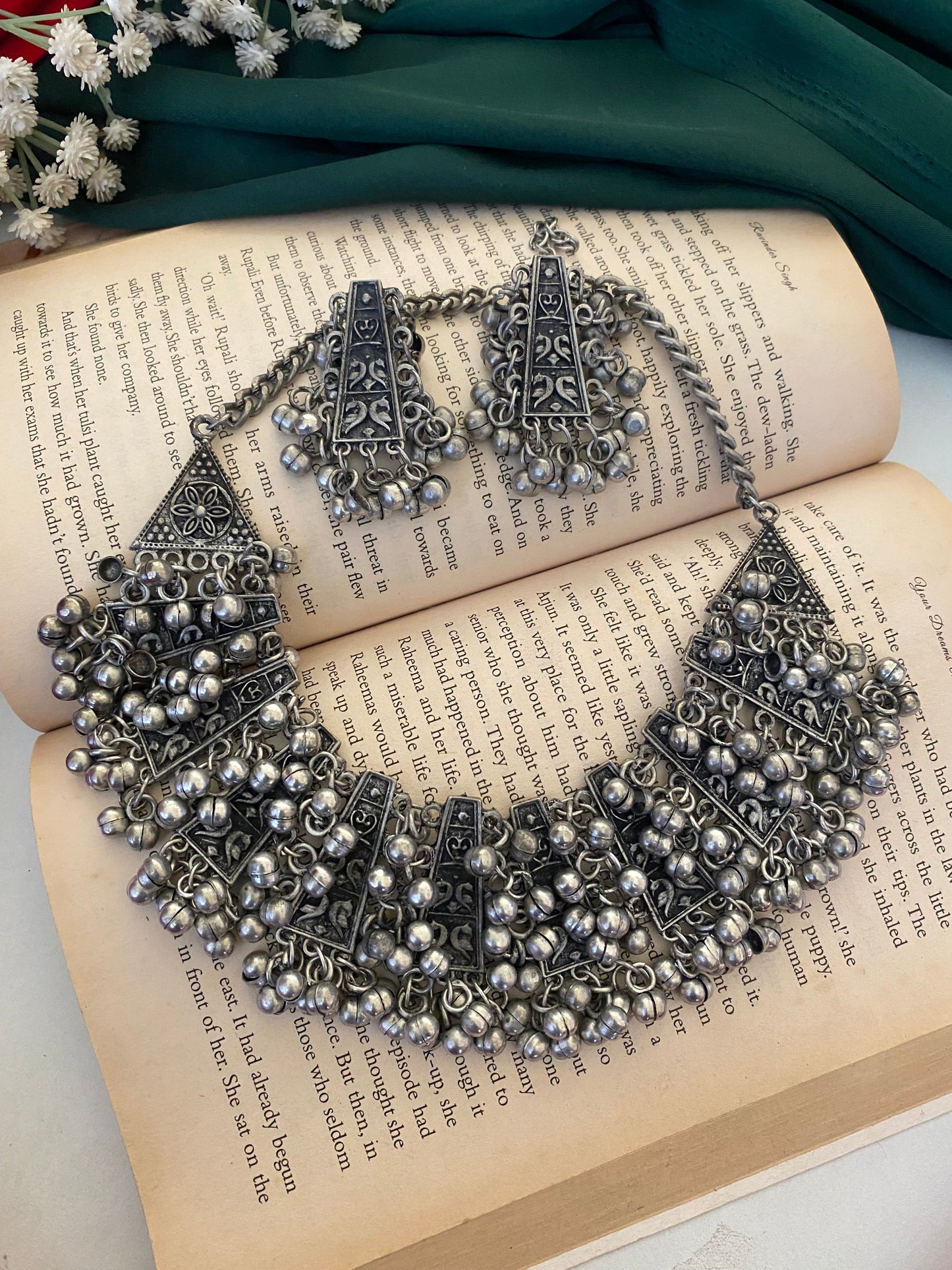 MEERA CHOKER SET Gehnacollections