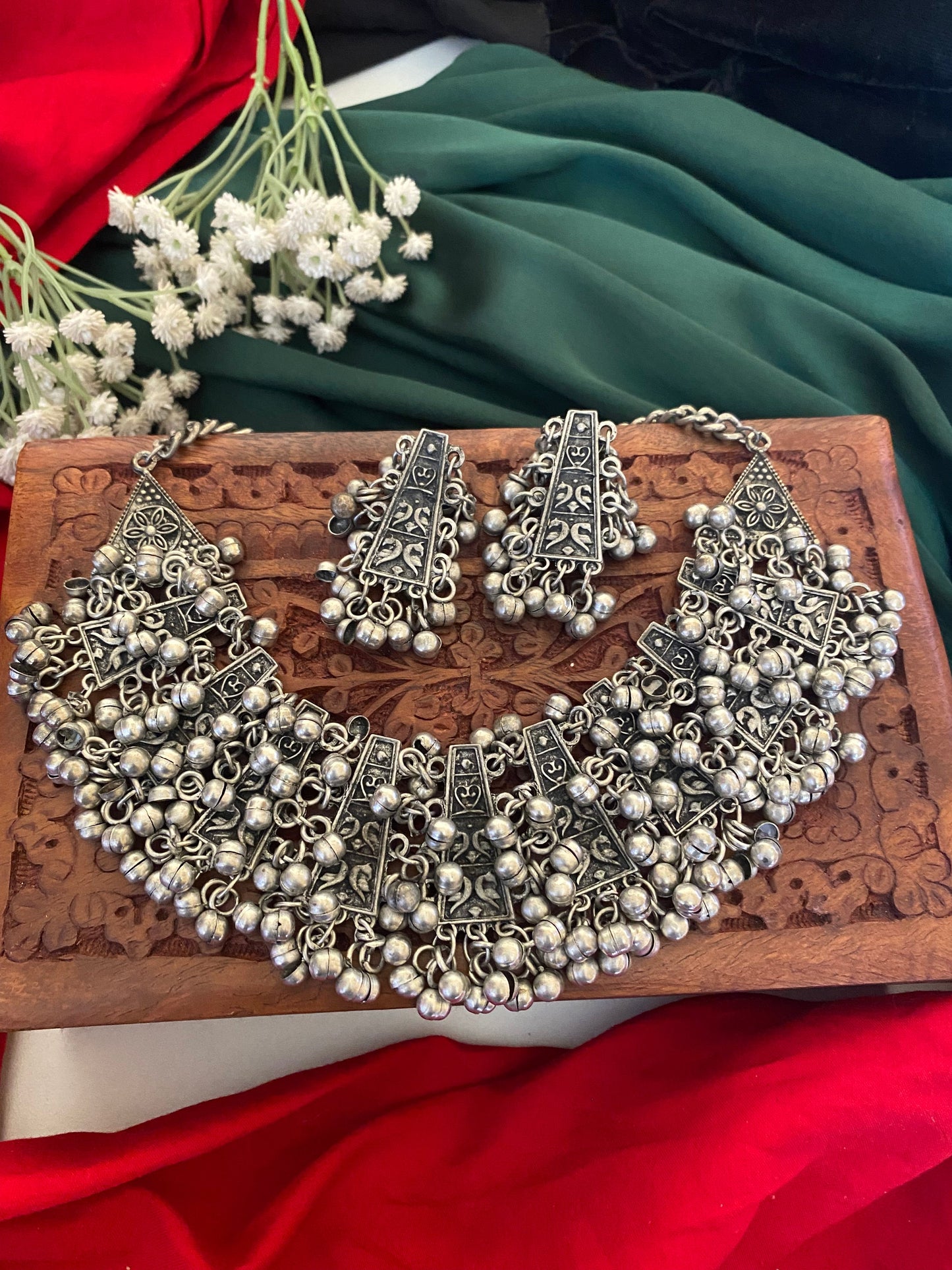 MEERA CHOKER SET Gehnacollections