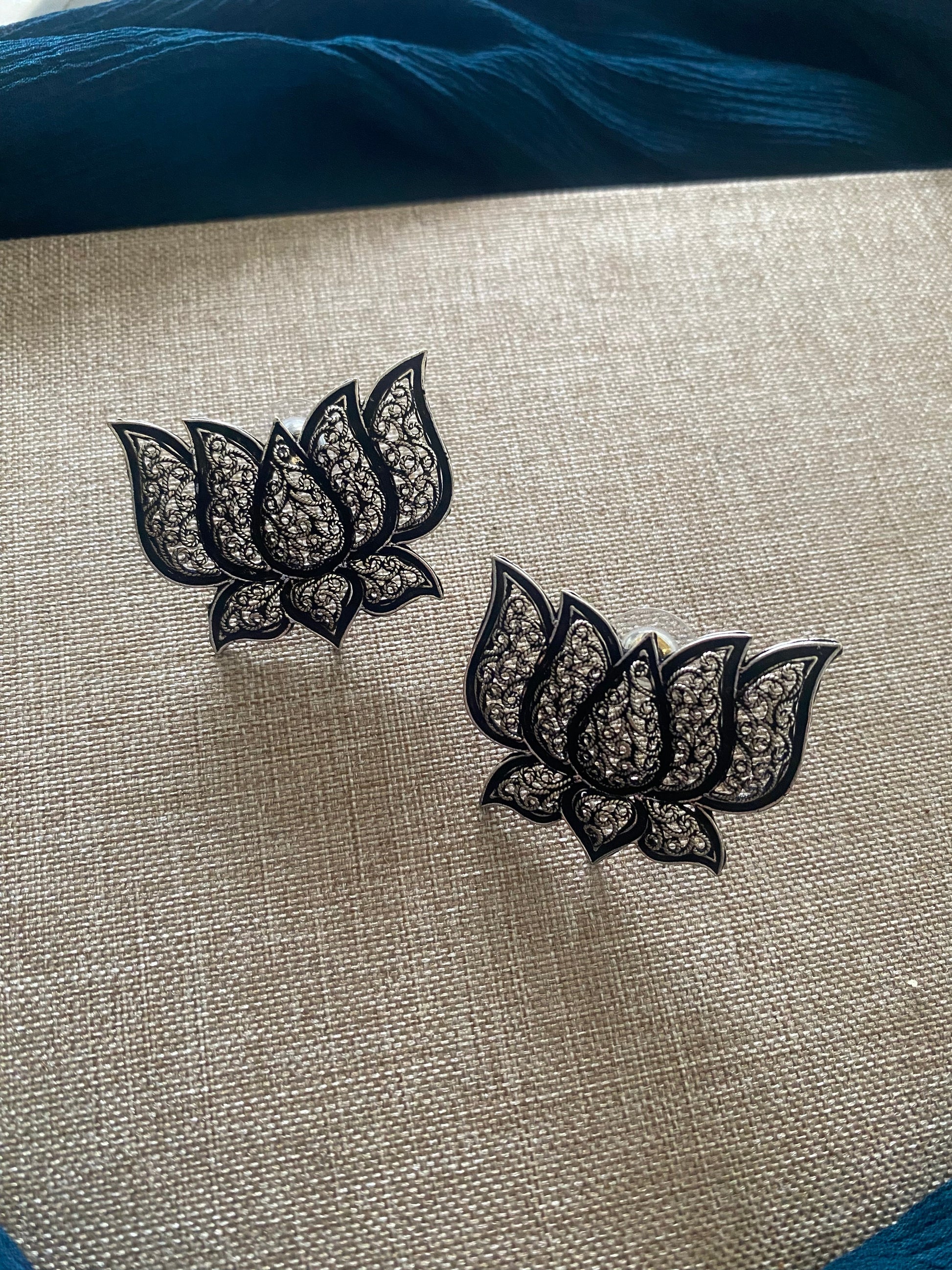 Lotus Studs Gehnacollections