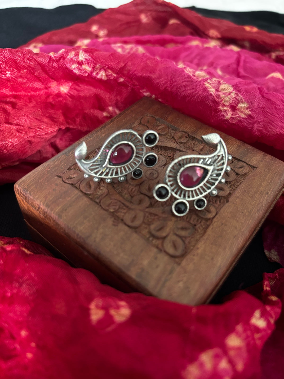 Kolka studs Gehnacollections