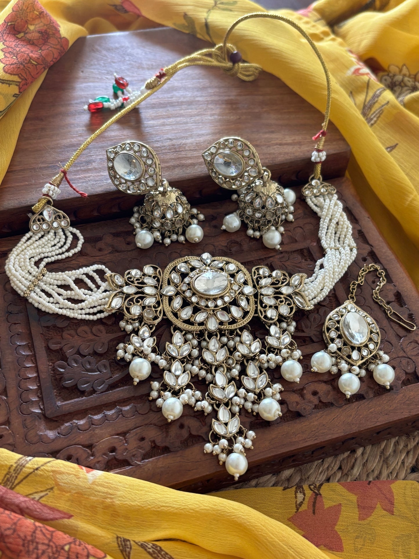 RHEA CHOKER SET Gehnacollections