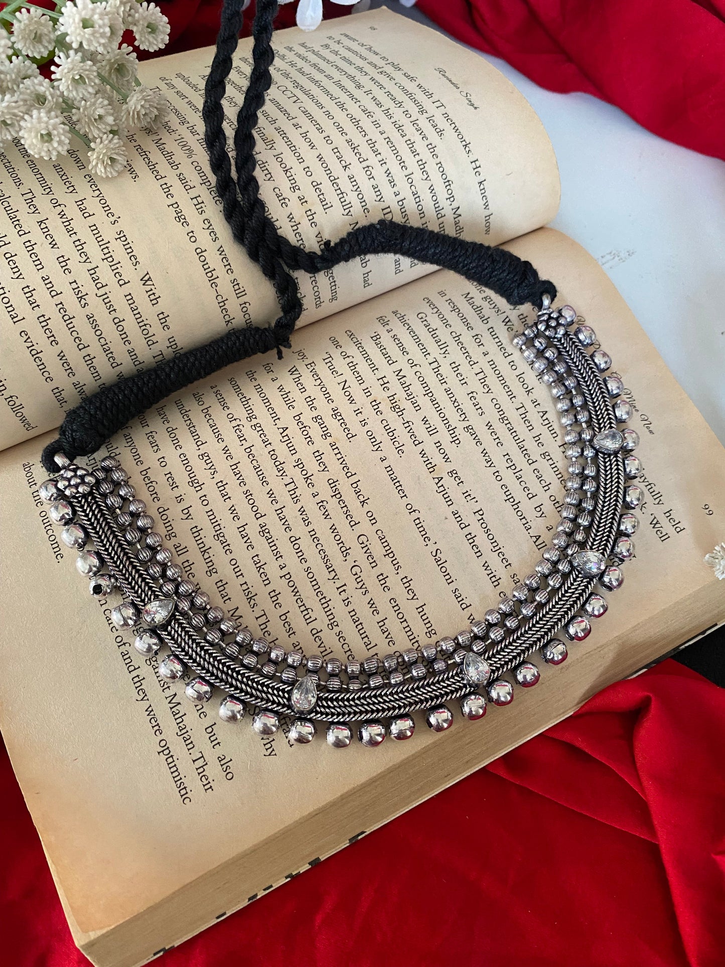 AVANSHI CHOKER Gehnacollections