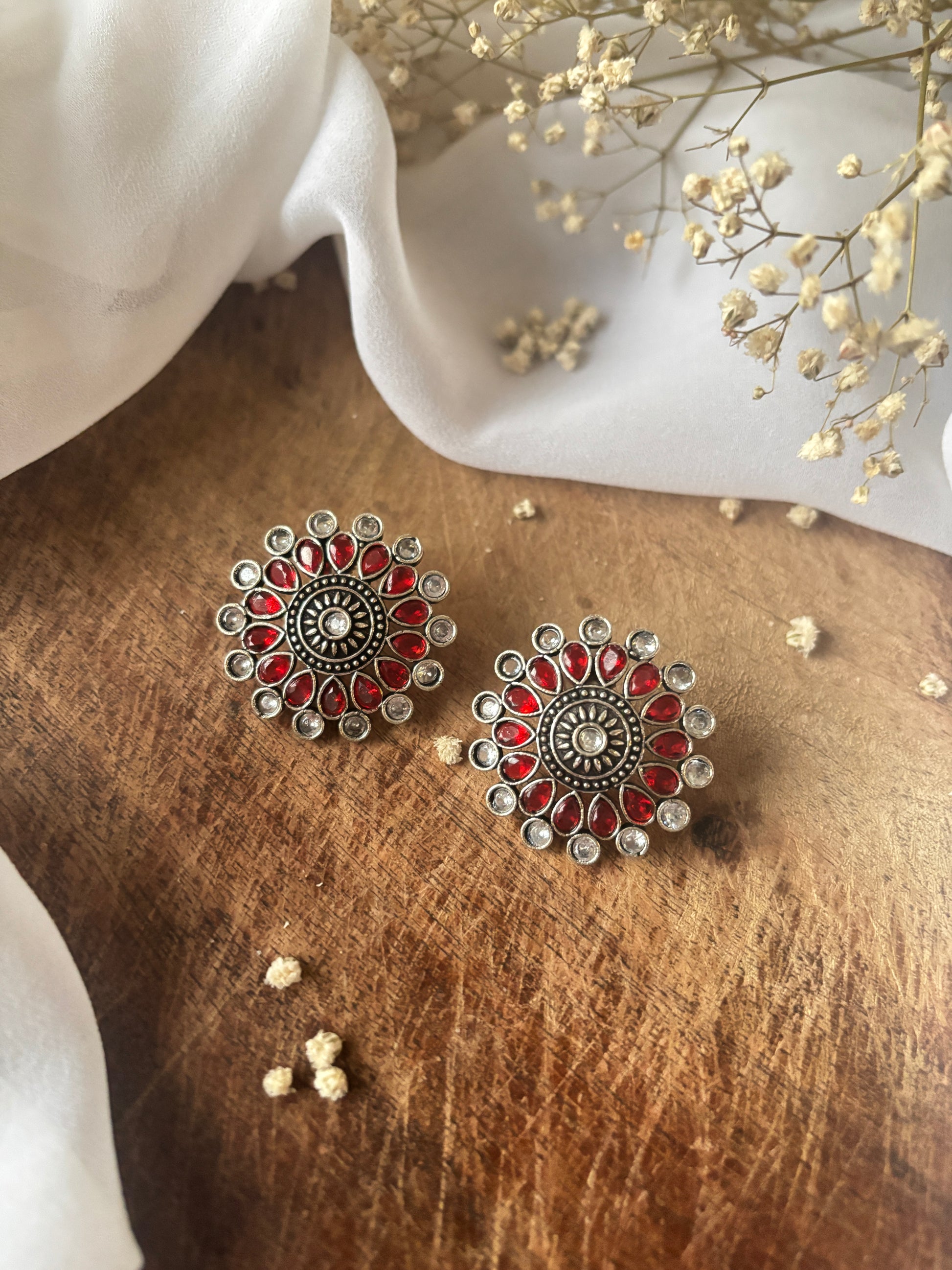 STONE STUDS Gehnacollections