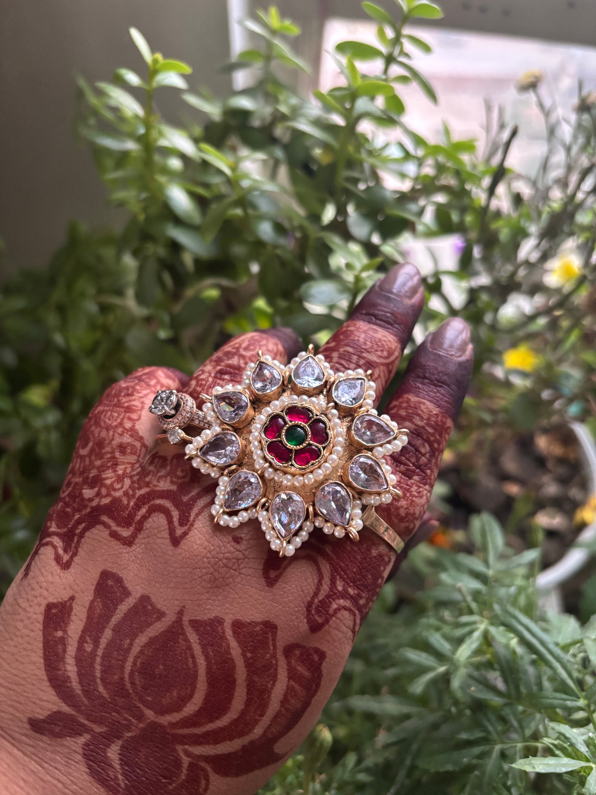 Hansika Pachi kundan Ring Gehnacollections