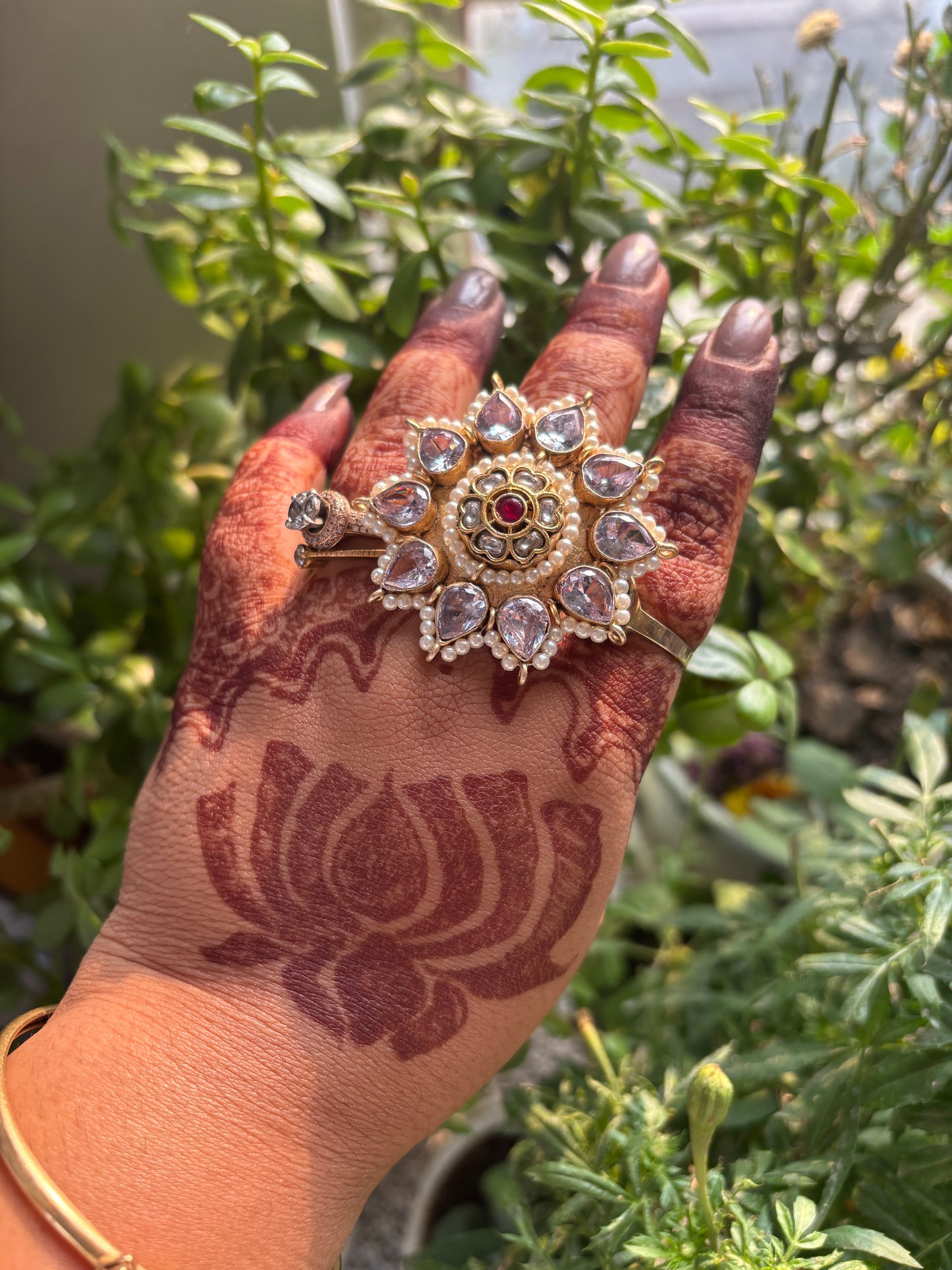 Hansika Pachi Kundan Ring Gehnacollections
