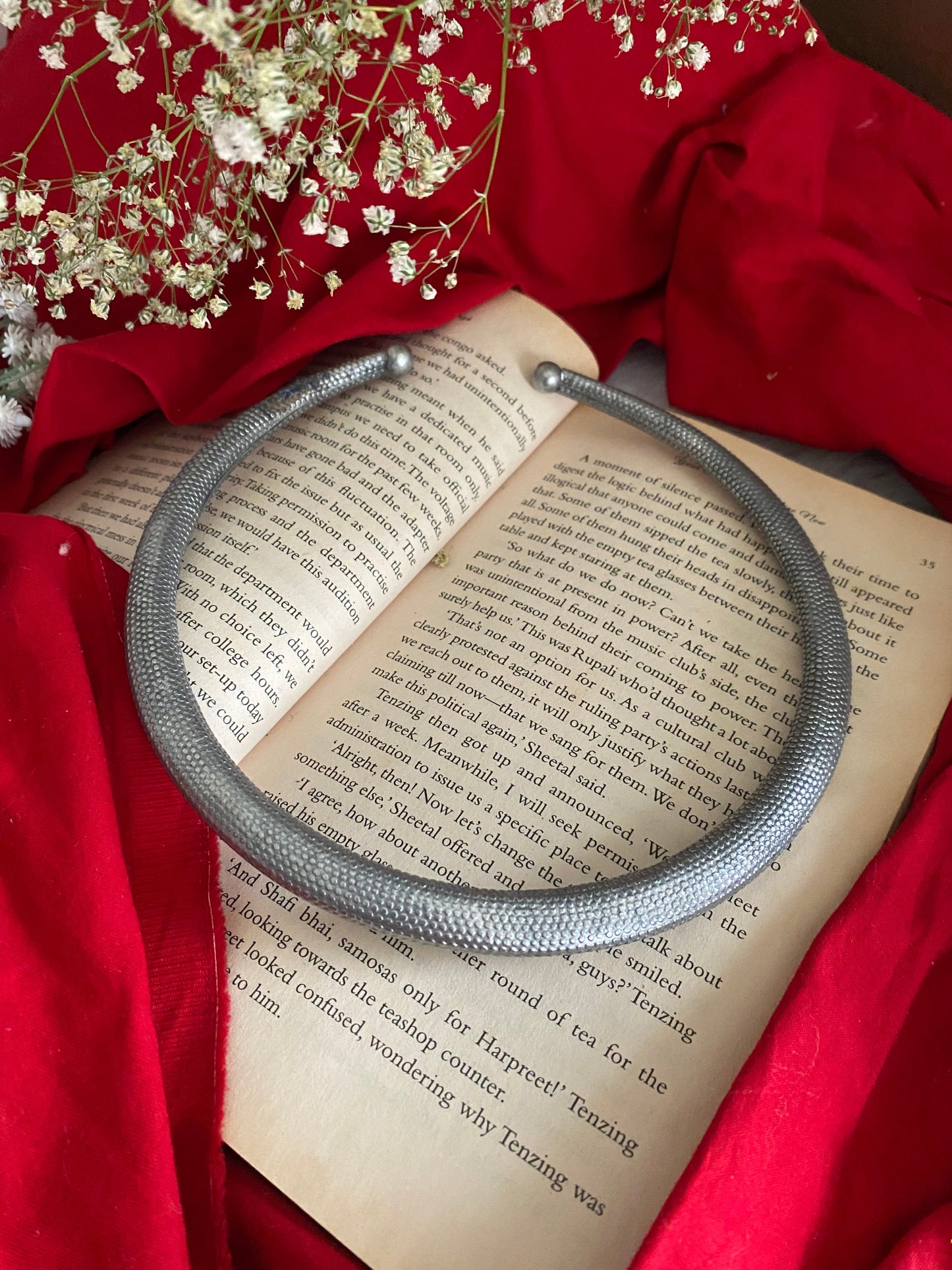 RUDRA HASLI Gehnacollections