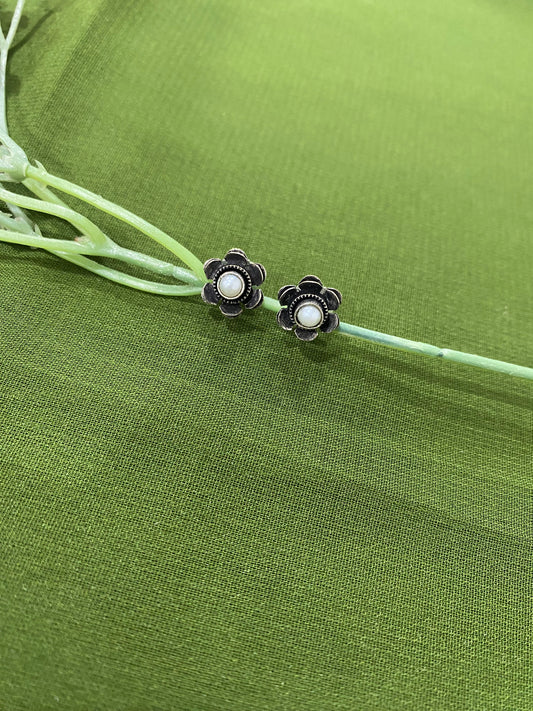 MINI STONE STUDS Gehnacollections