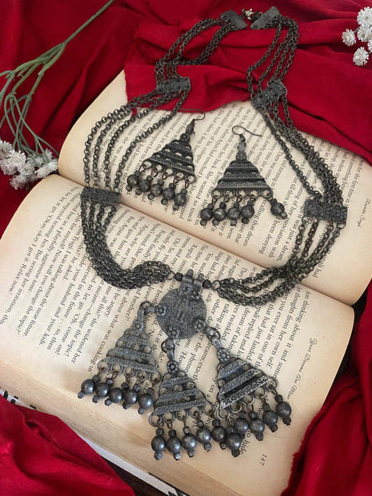 GESHU NECKLACE SET Gehnacollections