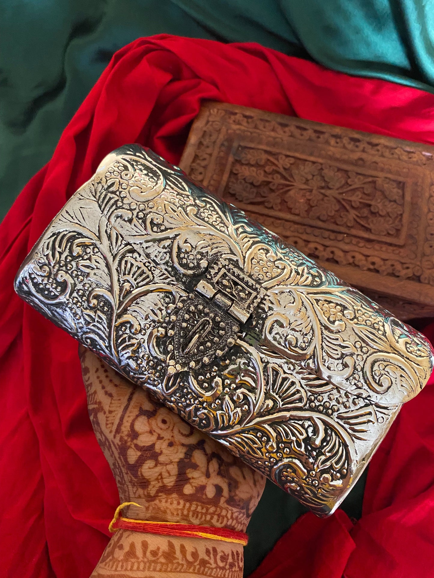 CHANDI BATUA Gehnacollections