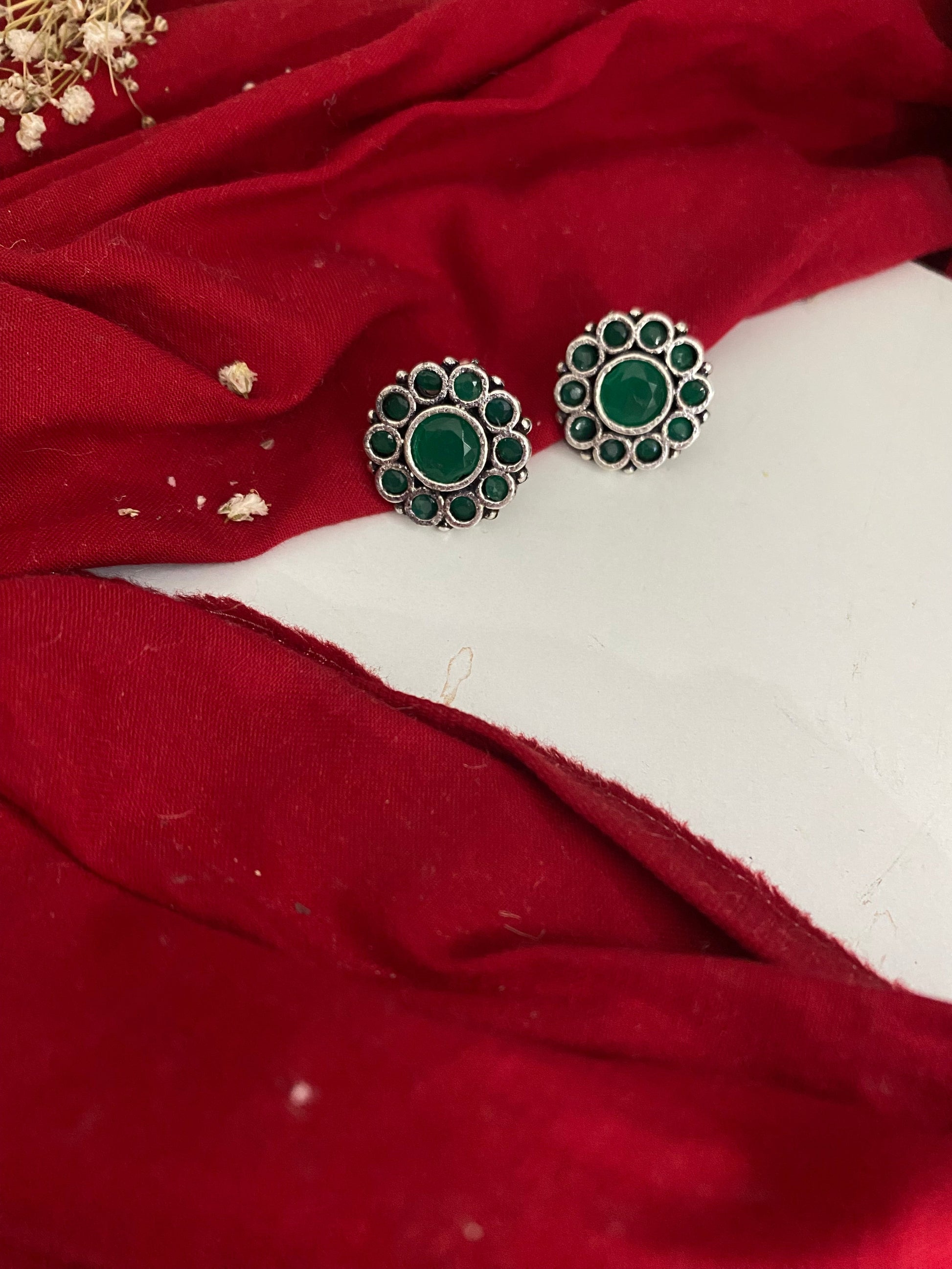 MINI STONE STUDS Gehnacollections