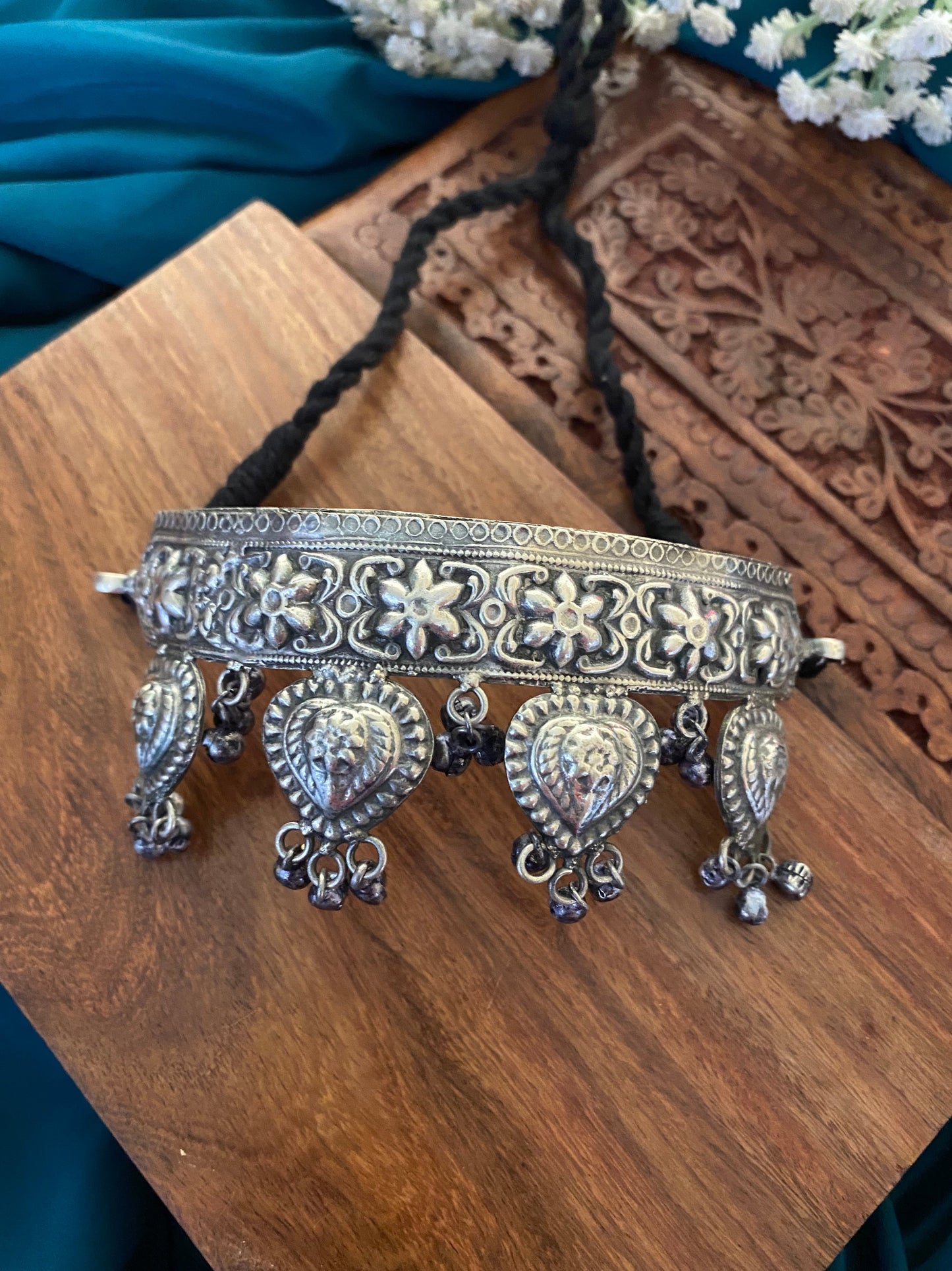 NITYA CHOKER Gehnacollections