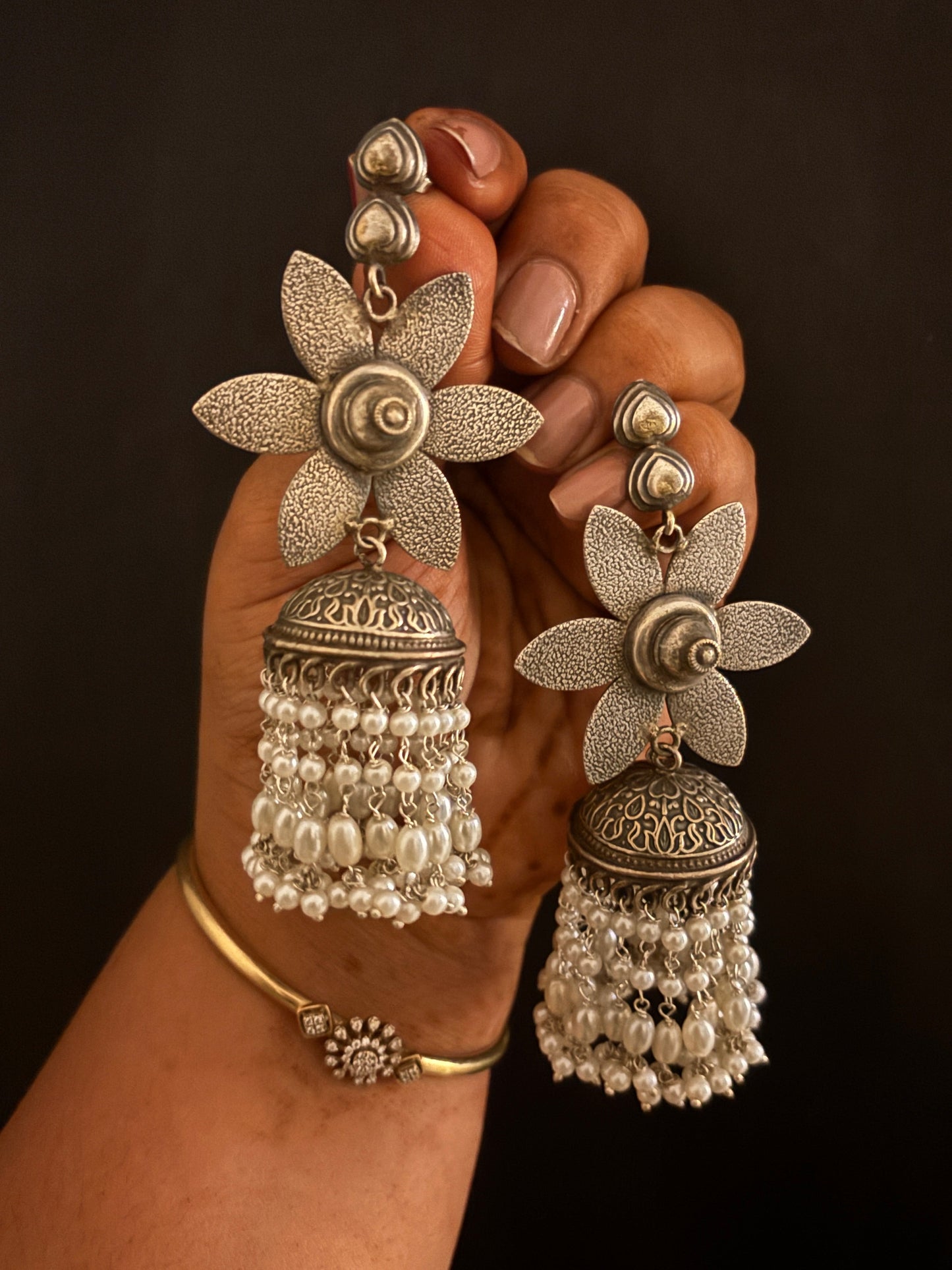NAVIKA JHUMKA Gehnacollections