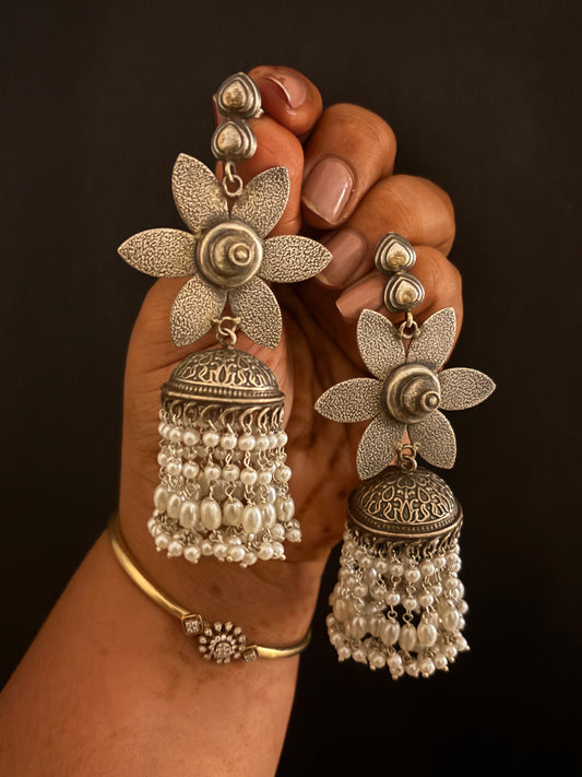 NAVIKA JHUMKA Gehnacollections