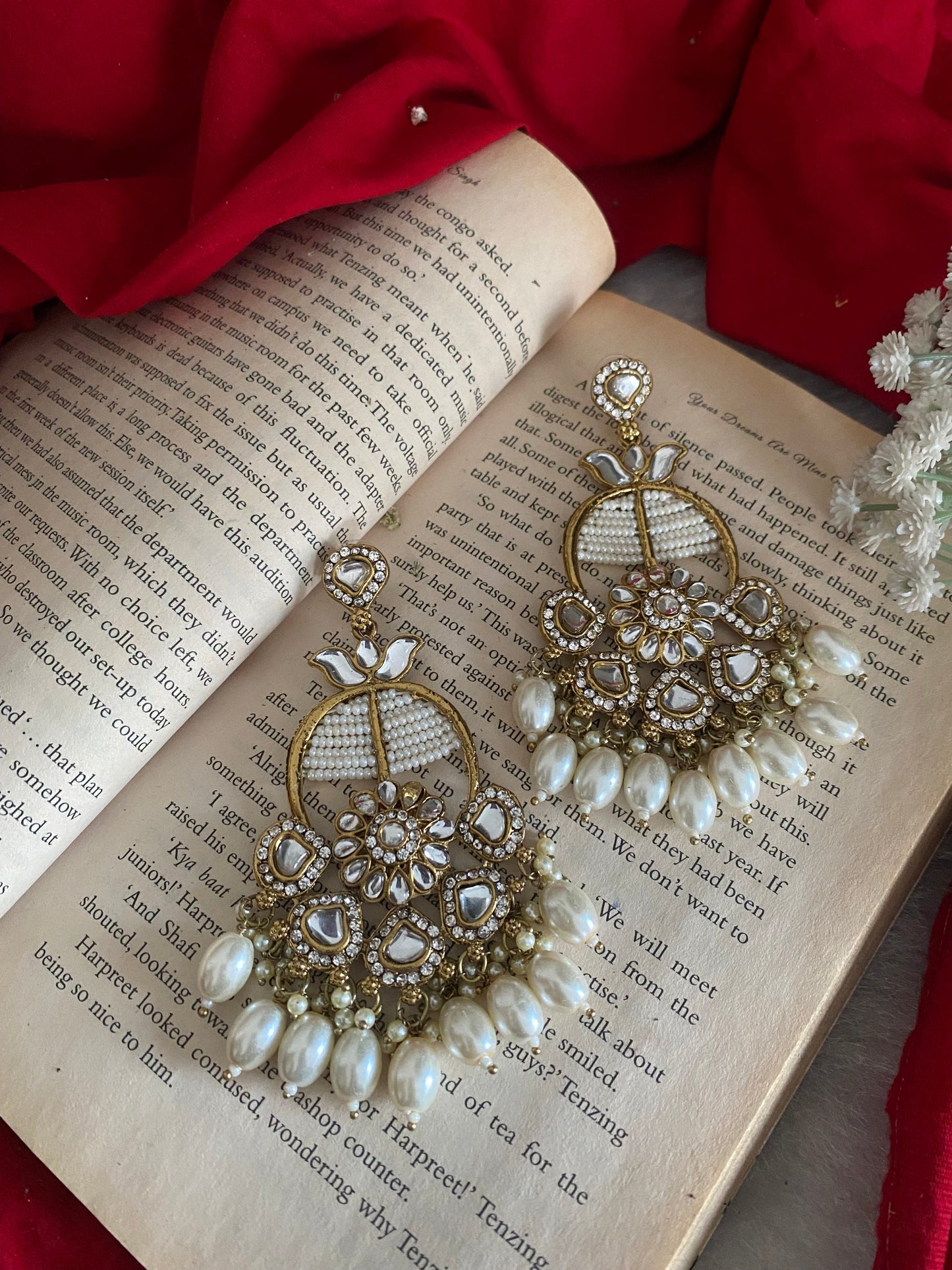 JEEVA CHANDBALI Gehnacollections