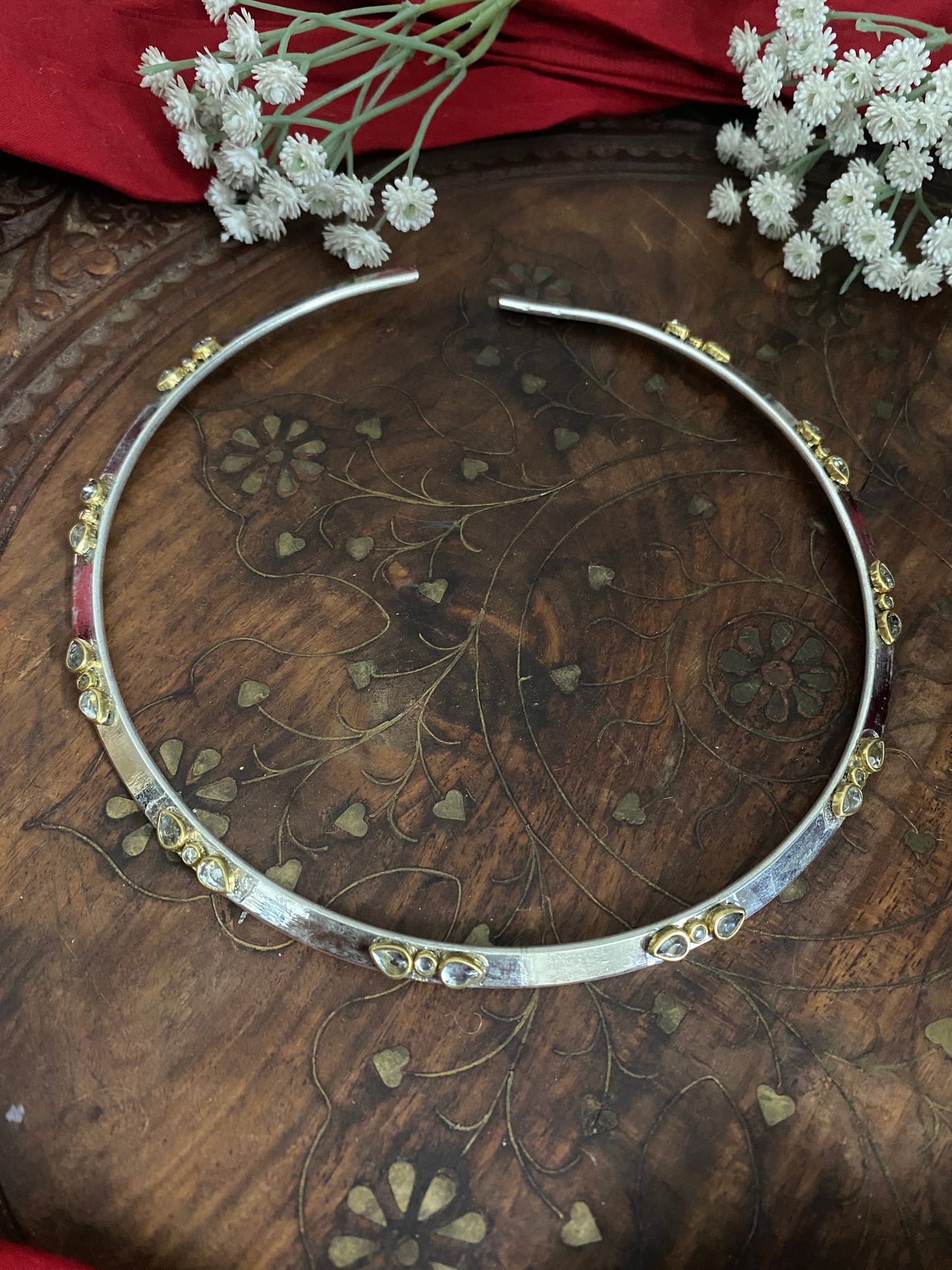 NEERVI HASLI Gehnacollections