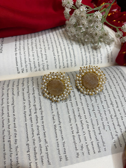 PEARL STUDS Gehnacollections