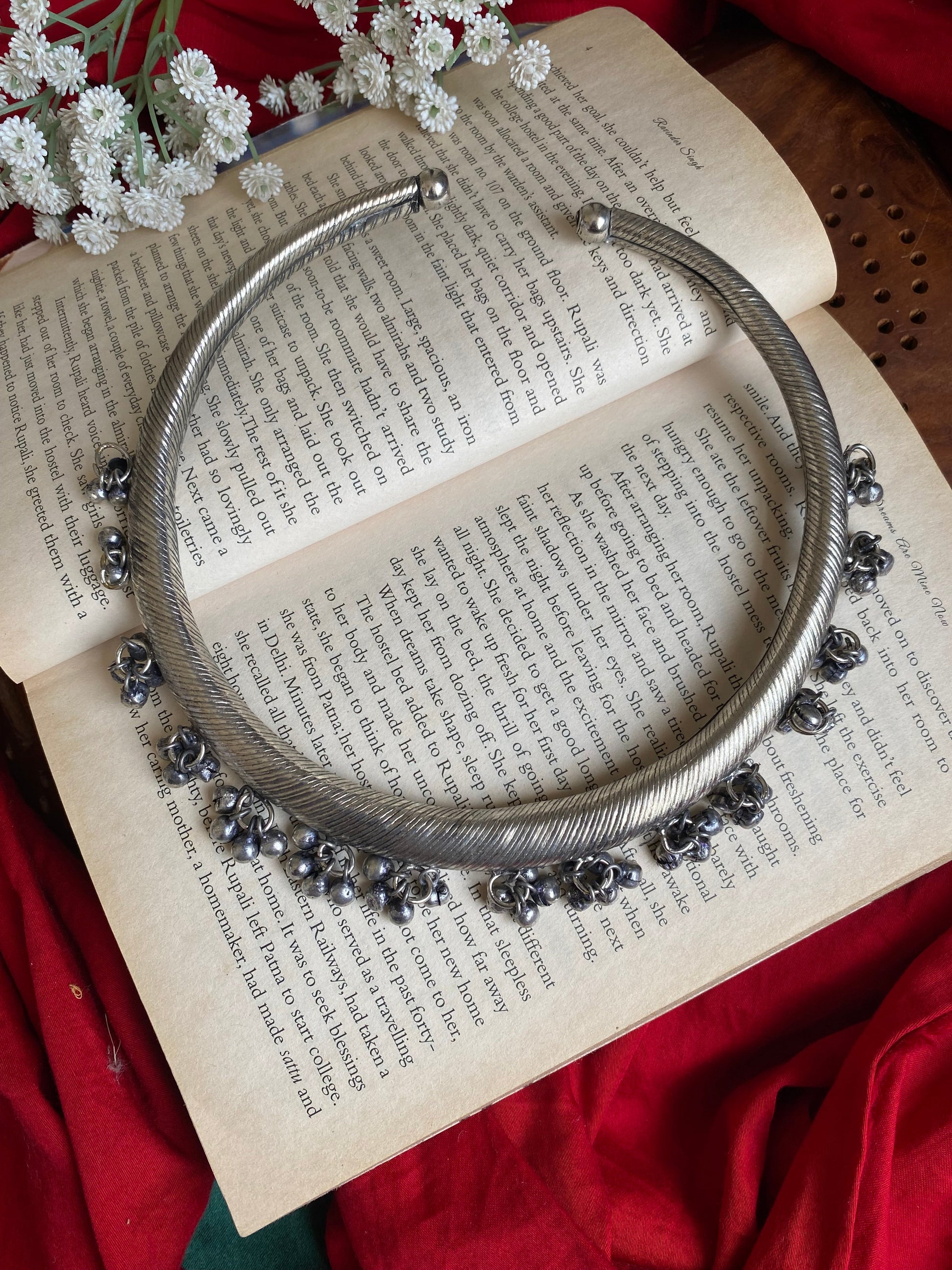 GHUNGHROO HASLI Gehnacollections